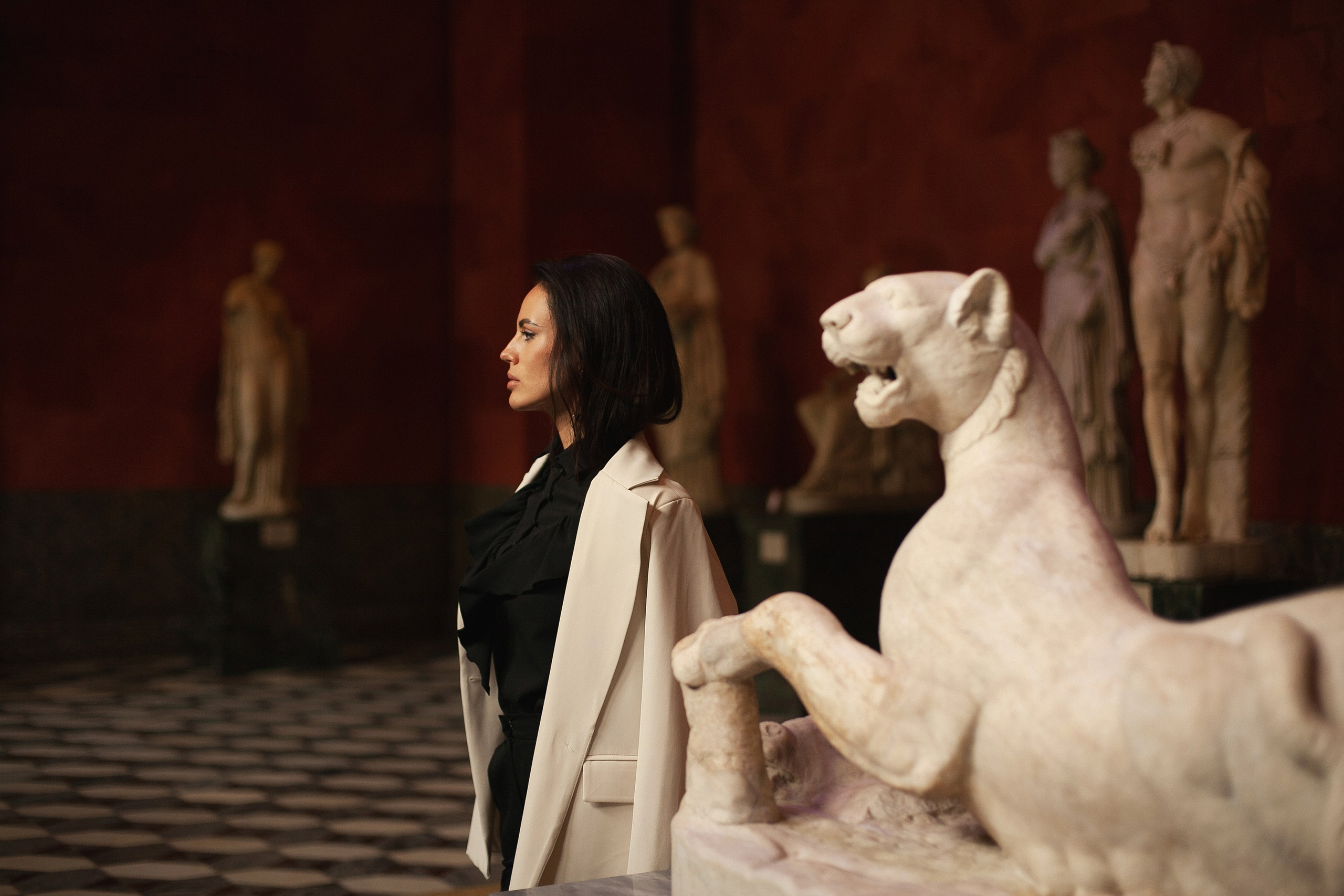 Эрмитаж Марина. Контент фотограф Саша Логвиненко