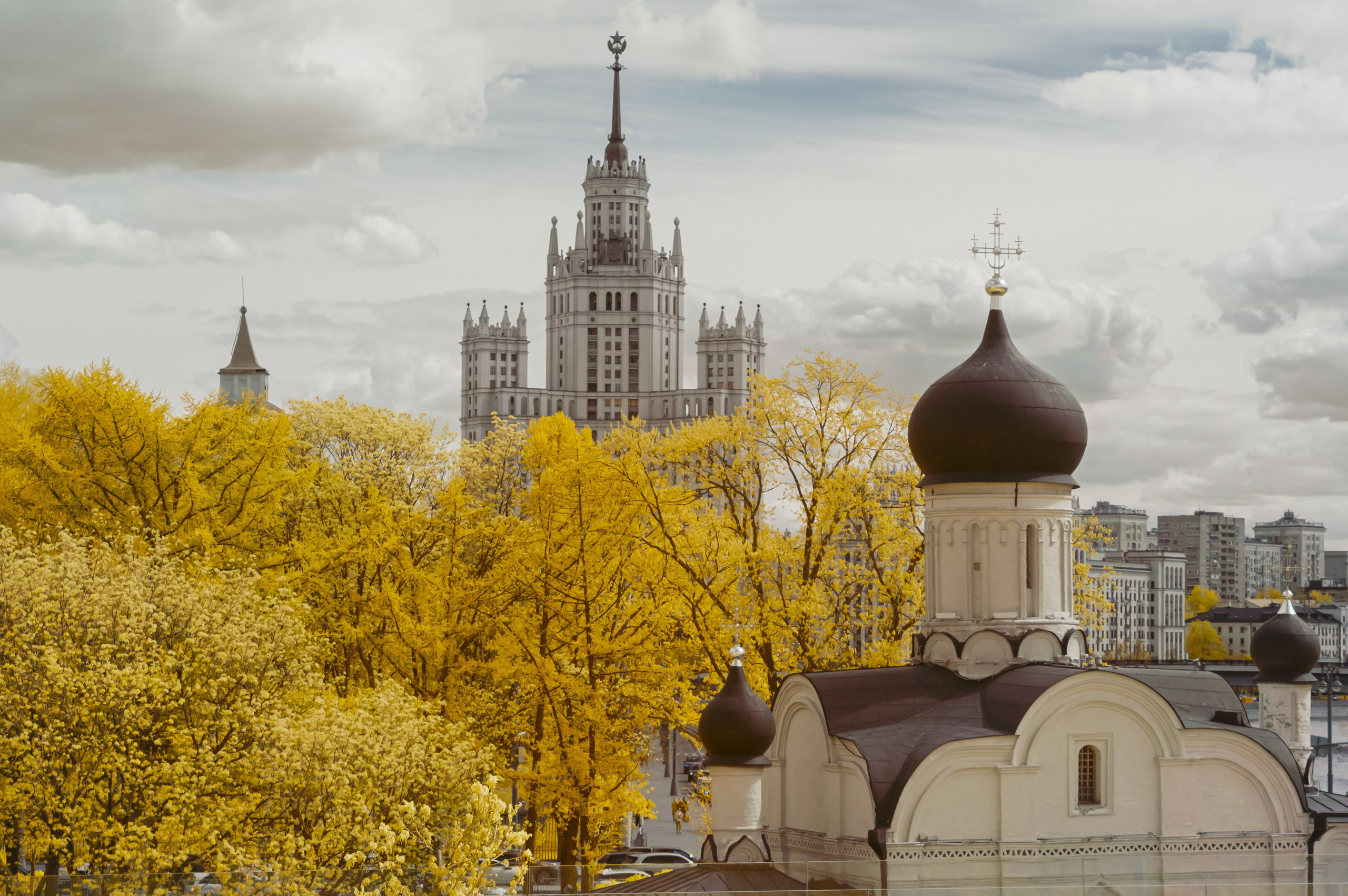 Инфракрасная фотография. Портретный, репортажный и свадебный фотограф в Екатеринбурге Денис Южаков