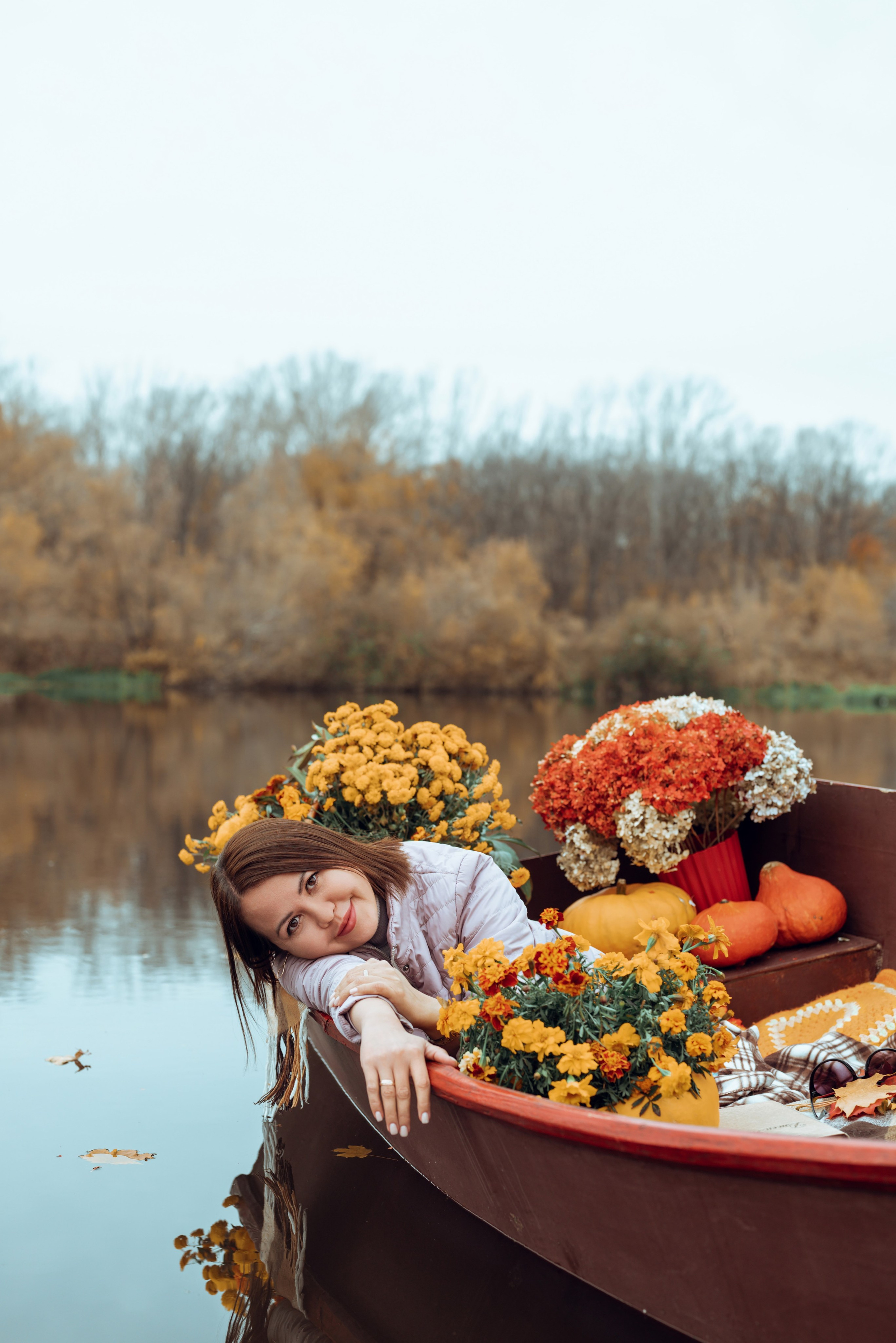 Фотопроект с осенней лодкой. Фотограф в городе Салават