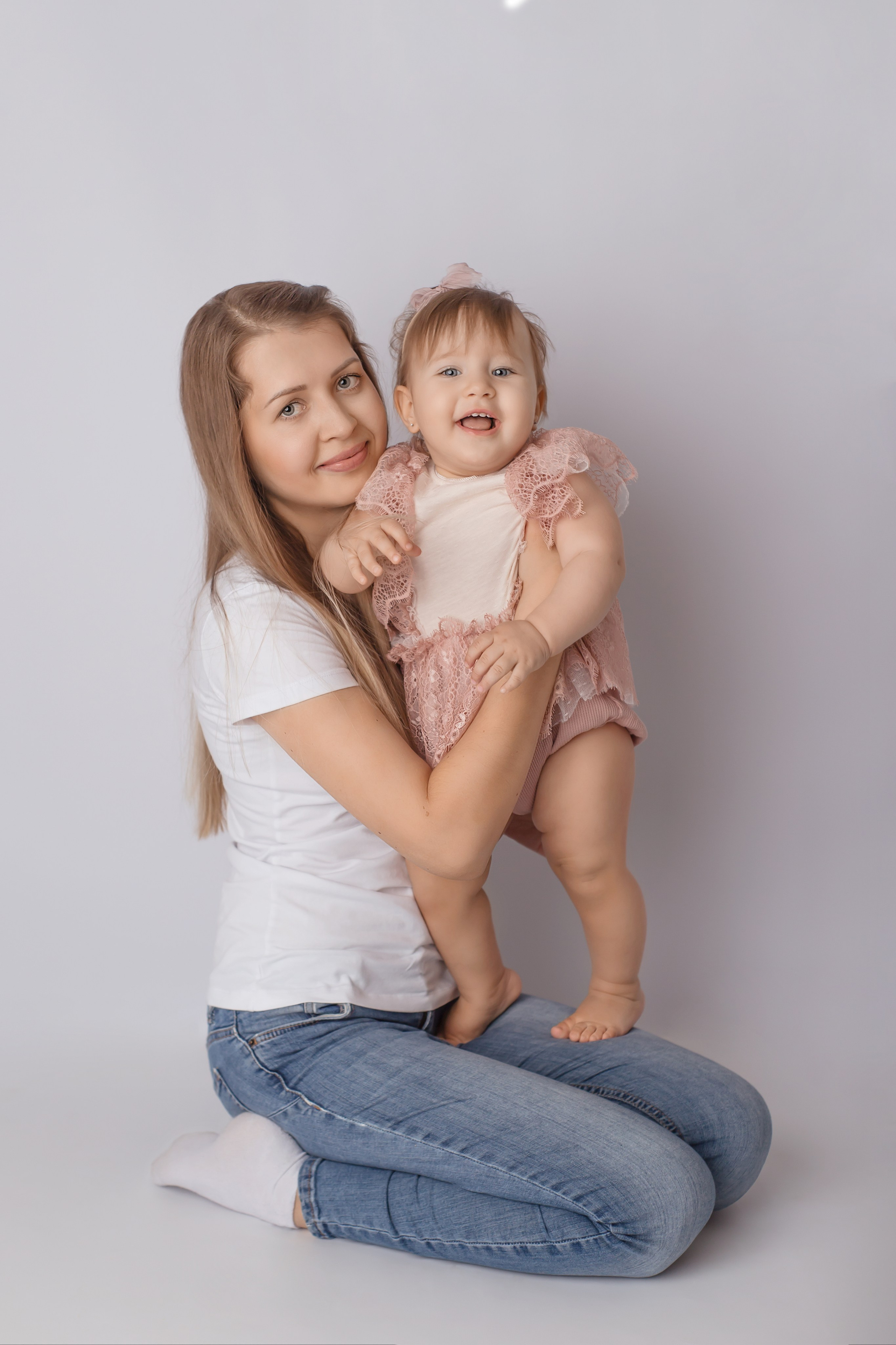 «Девочки». Оля Март. Фотограф новорождённых город Лида. Фотограф на годик в Лиде