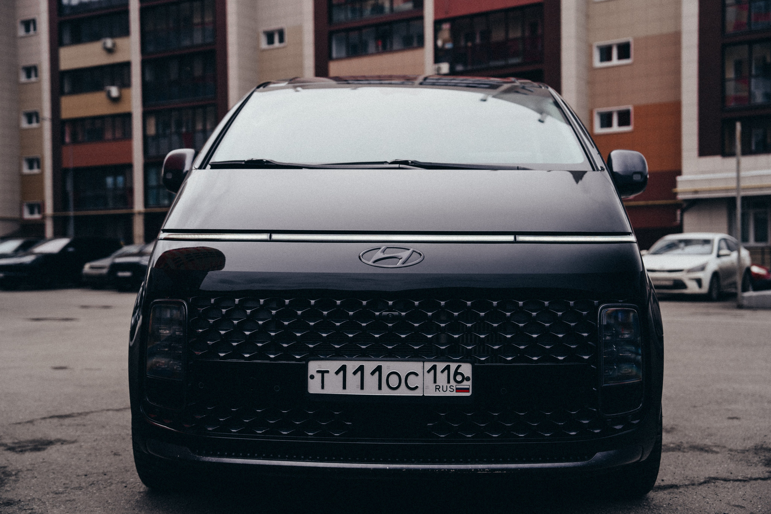 Hyundai Staria. Идеальные портреты для соцсетей — Фотограф Ленар