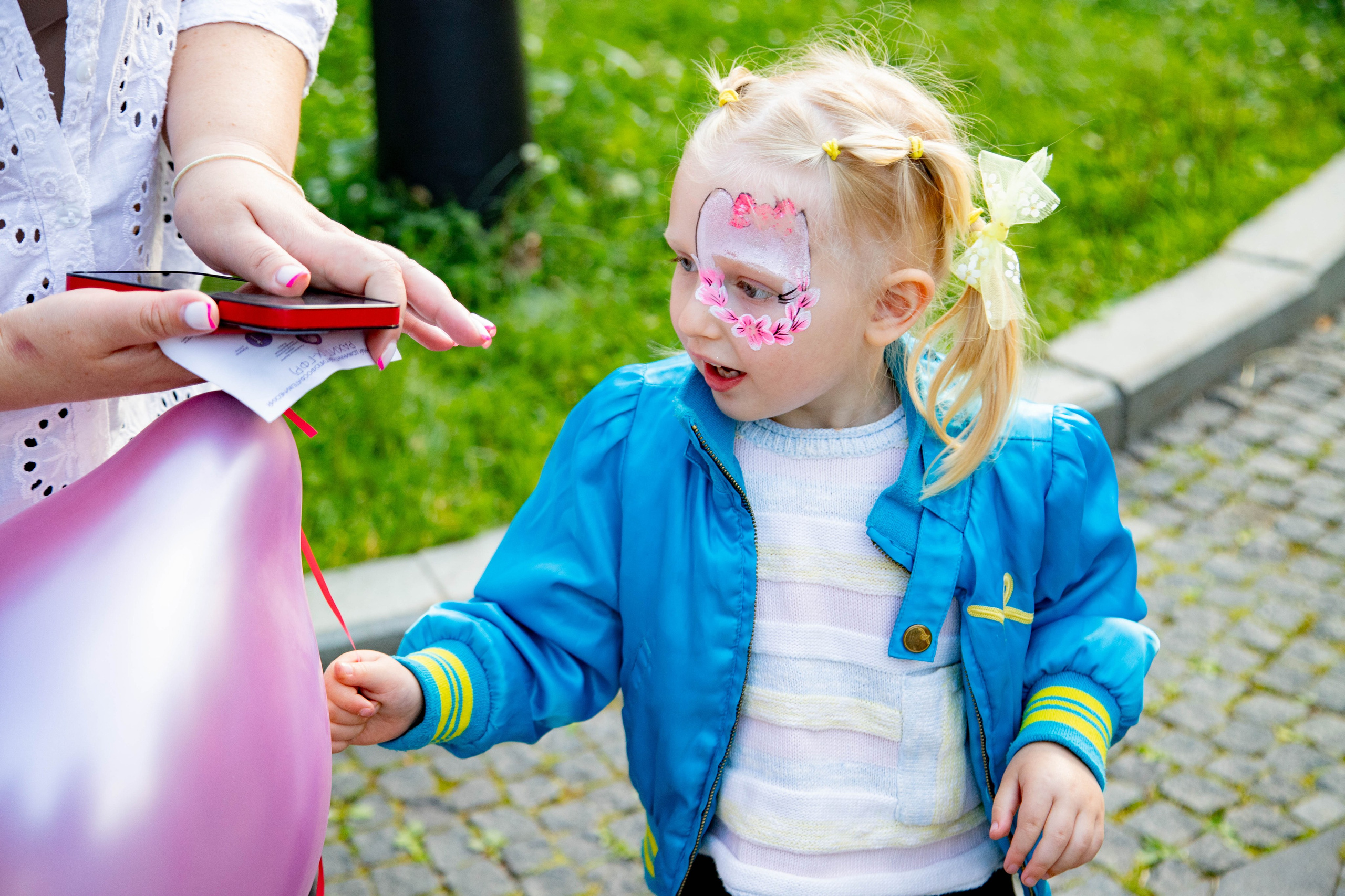 Съемка для благотворительного фонда. Женский фотограф в Москве Рина Леонтьева