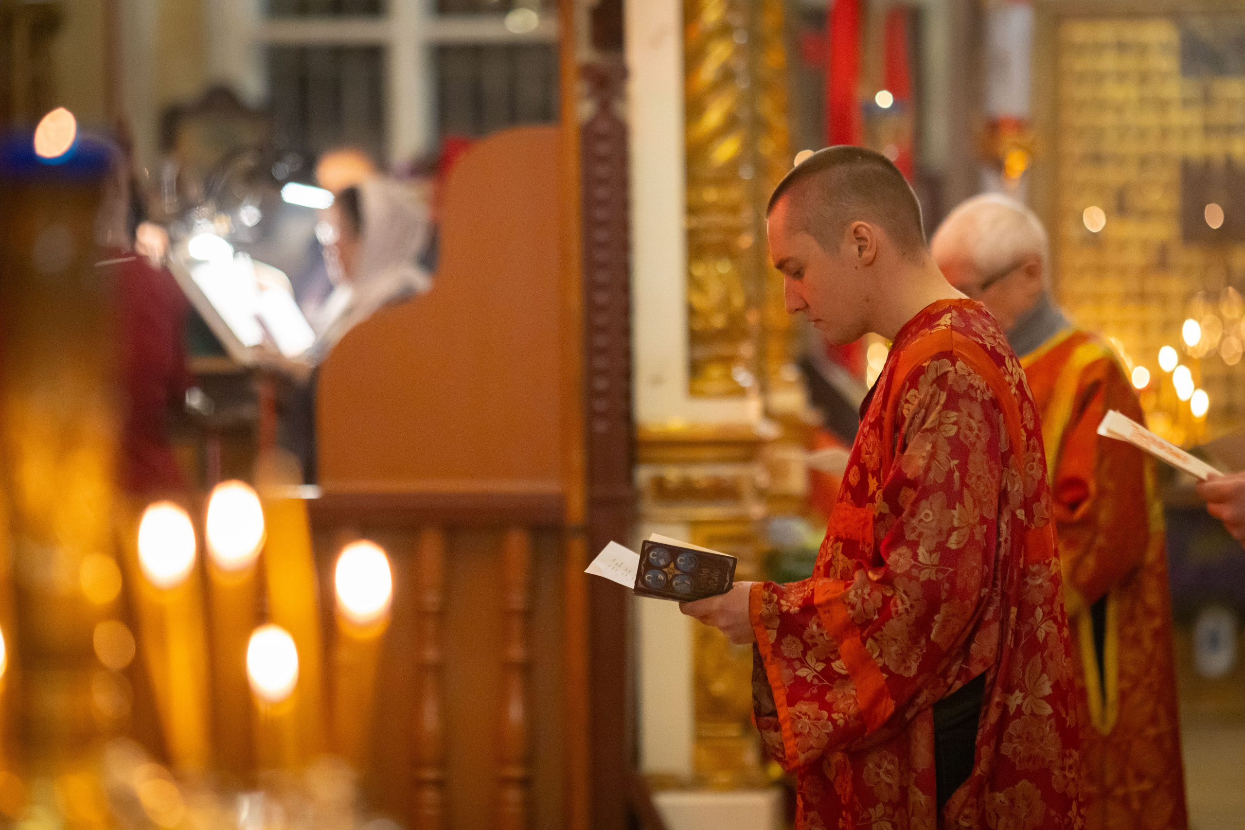 Пасха Воскресенский храм с Ашитково. Семейный и детский фотограф Анна Петракова