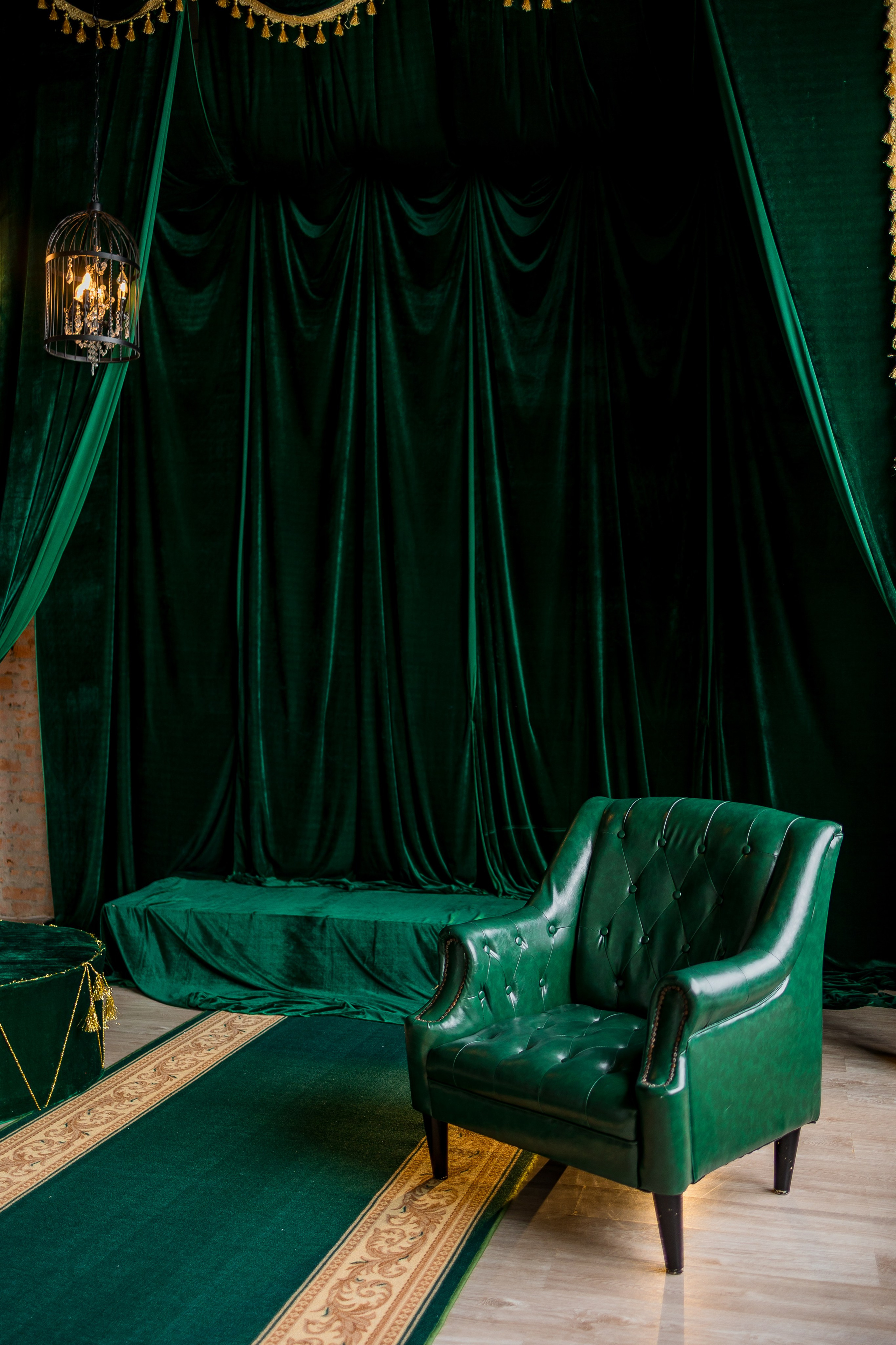 Большой (СЕМЕЙНЫЙ) зал. Фотостудия ЭМБЕР город Артём