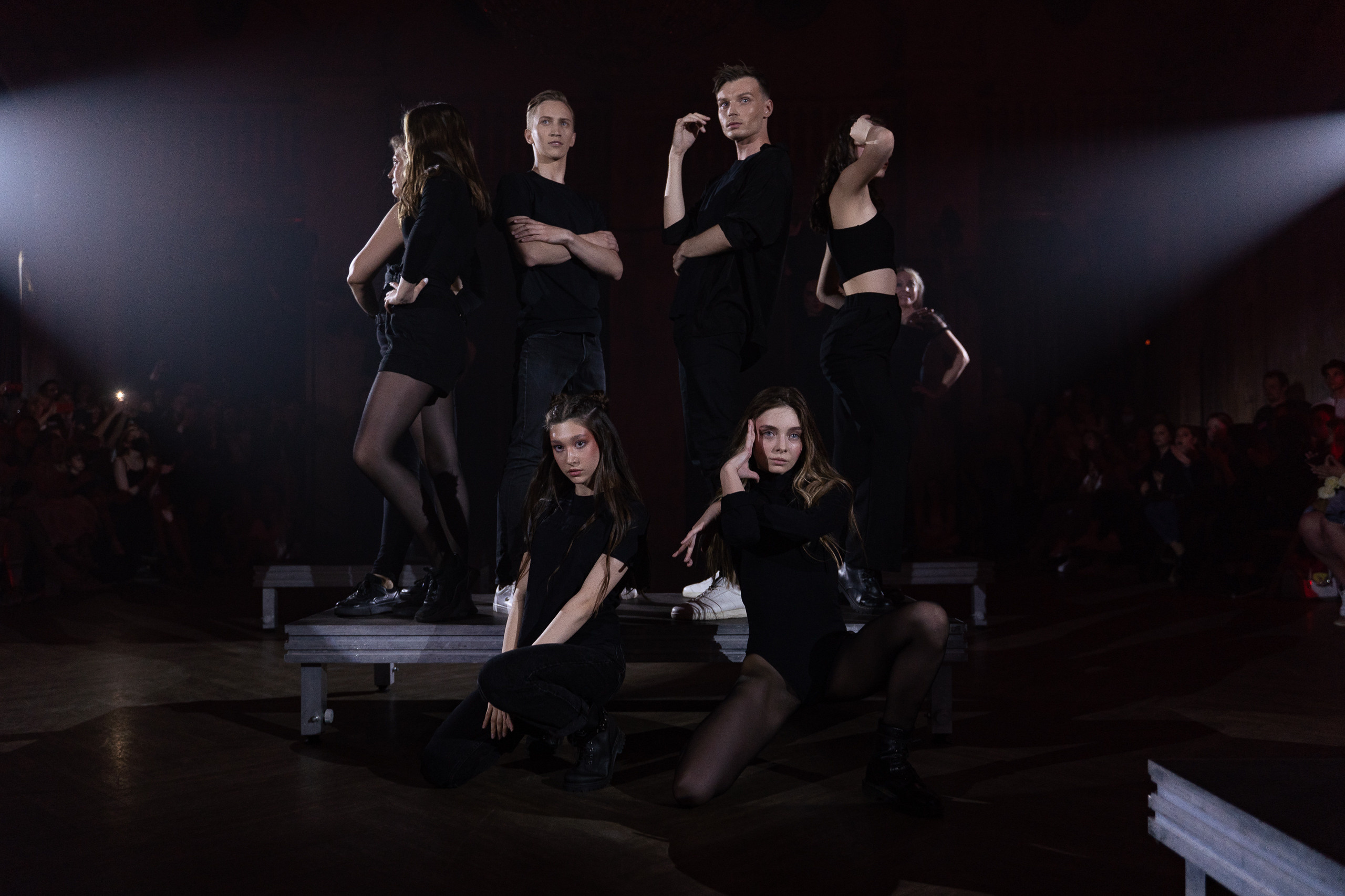 Выпускной показ модельной школы Сергея Луковского. Свадебный и семейный фотограф в Санкт-Петербурге Дмитрий Панин