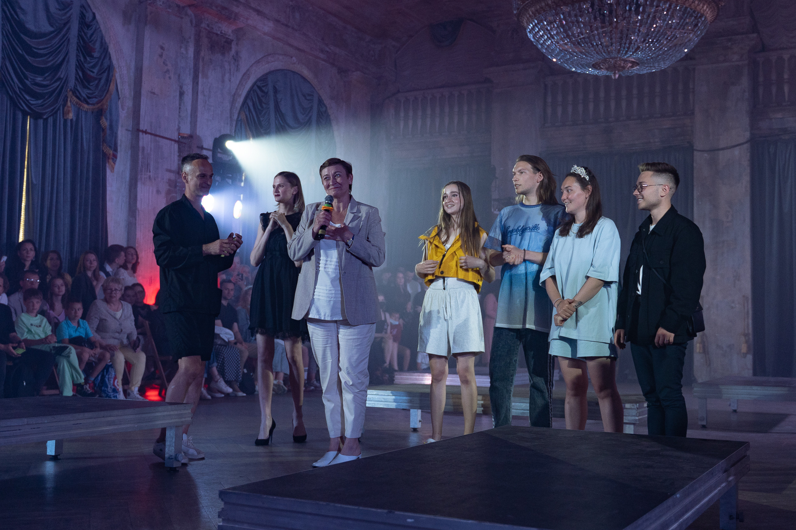 Выпускной показ модельной школы Сергея Луковского. Свадебный и семейный фотограф в Санкт-Петербурге Дмитрий Панин