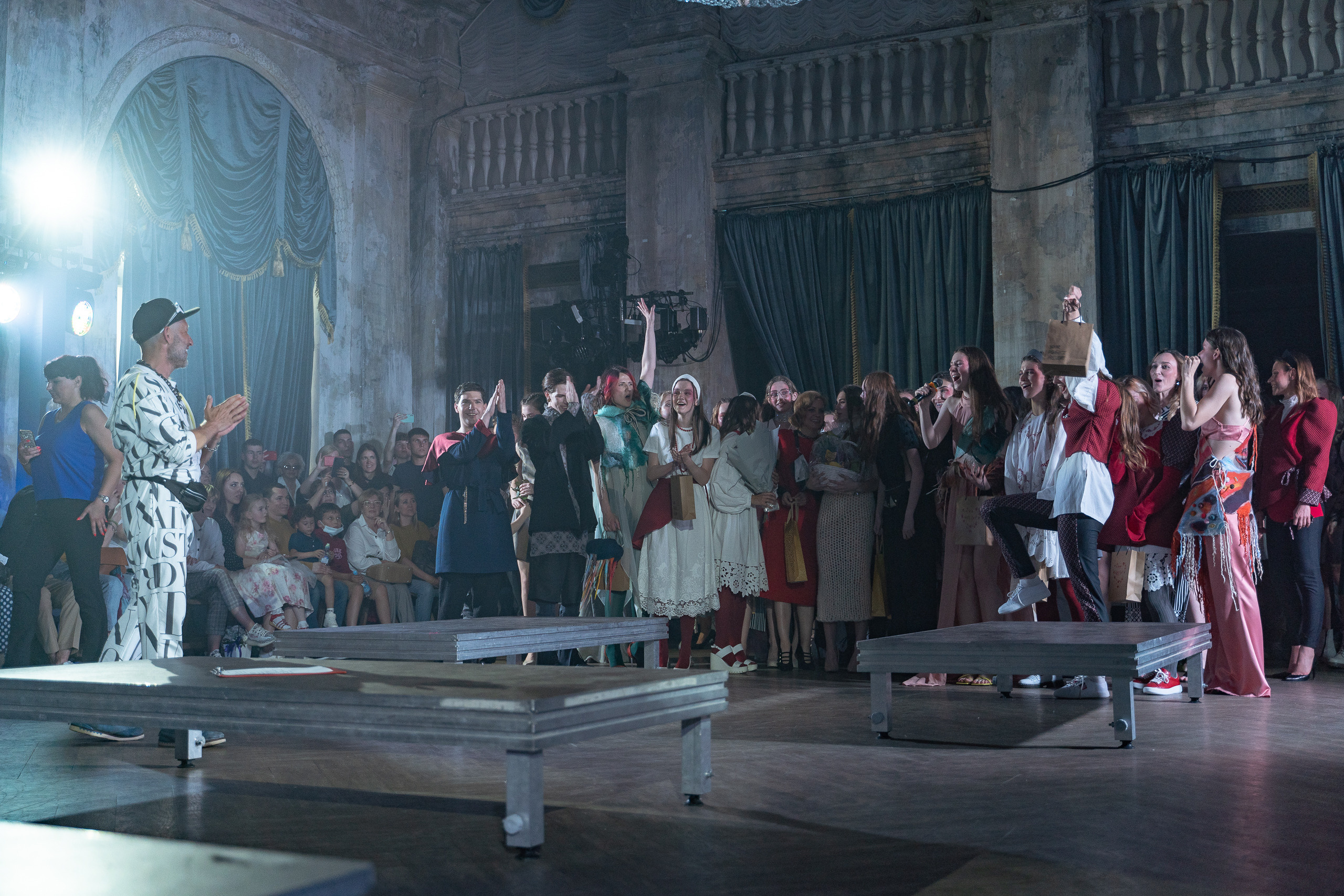 Выпускной показ модельной школы Сергея Луковского. Свадебный и семейный фотограф в Санкт-Петербурге Дмитрий Панин