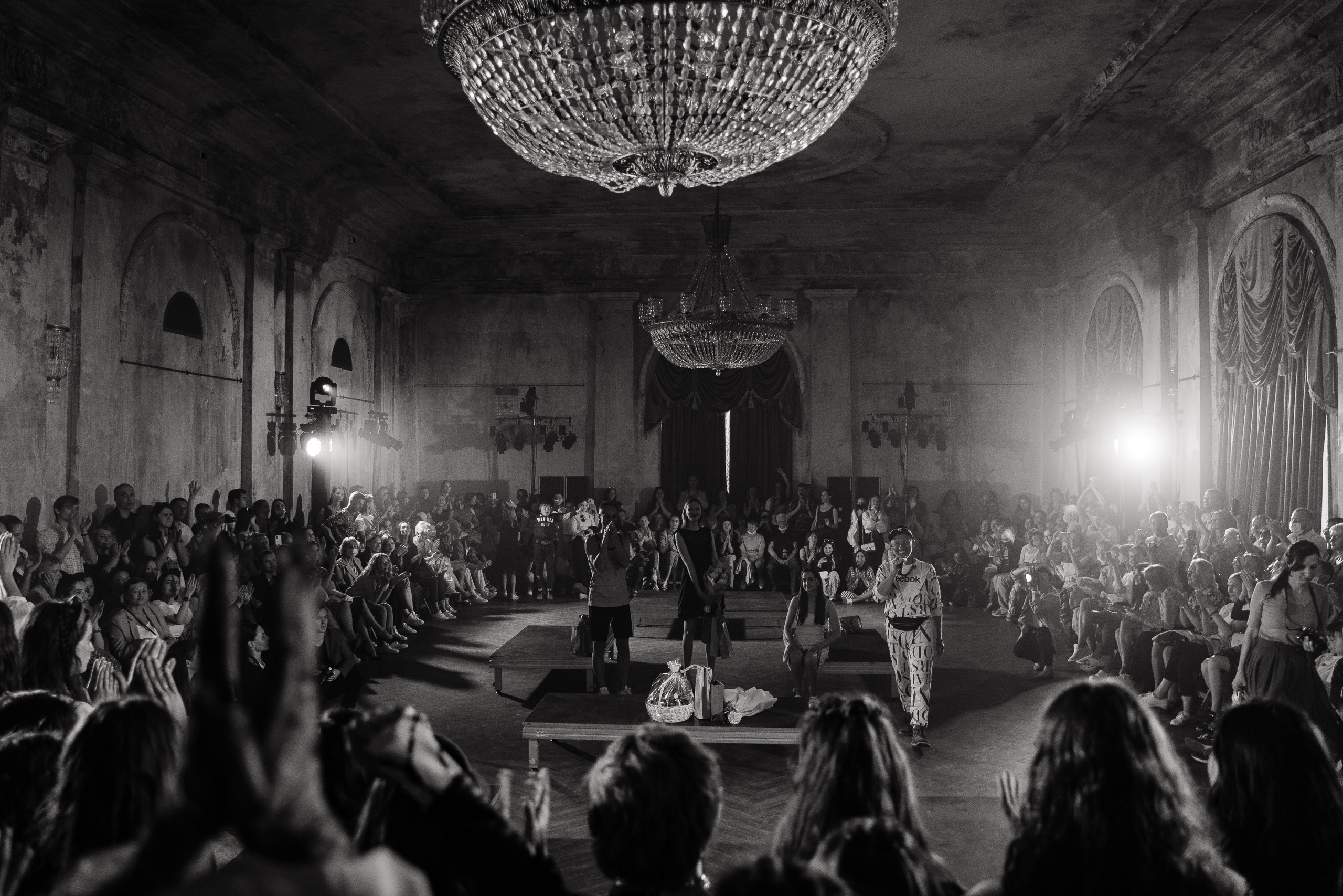 Выпускной показ модельной школы Сергея Луковского. Свадебный и семейный фотограф в Санкт-Петербурге Дмитрий Панин