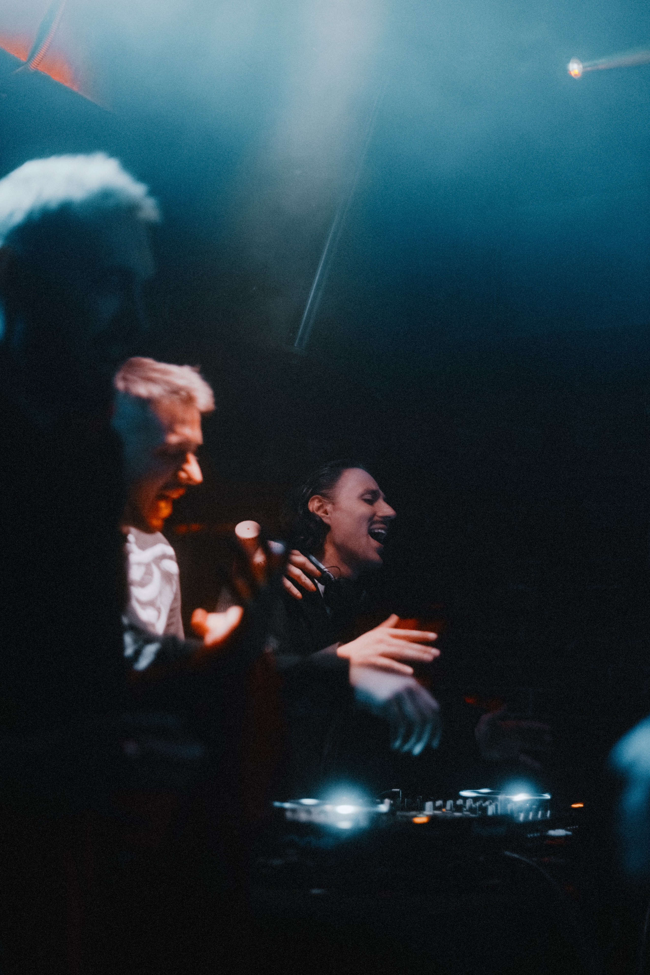 КЛУБЫ | ВЕЧЕРИНКИ. Фотограф Владивосток Ян Паклин