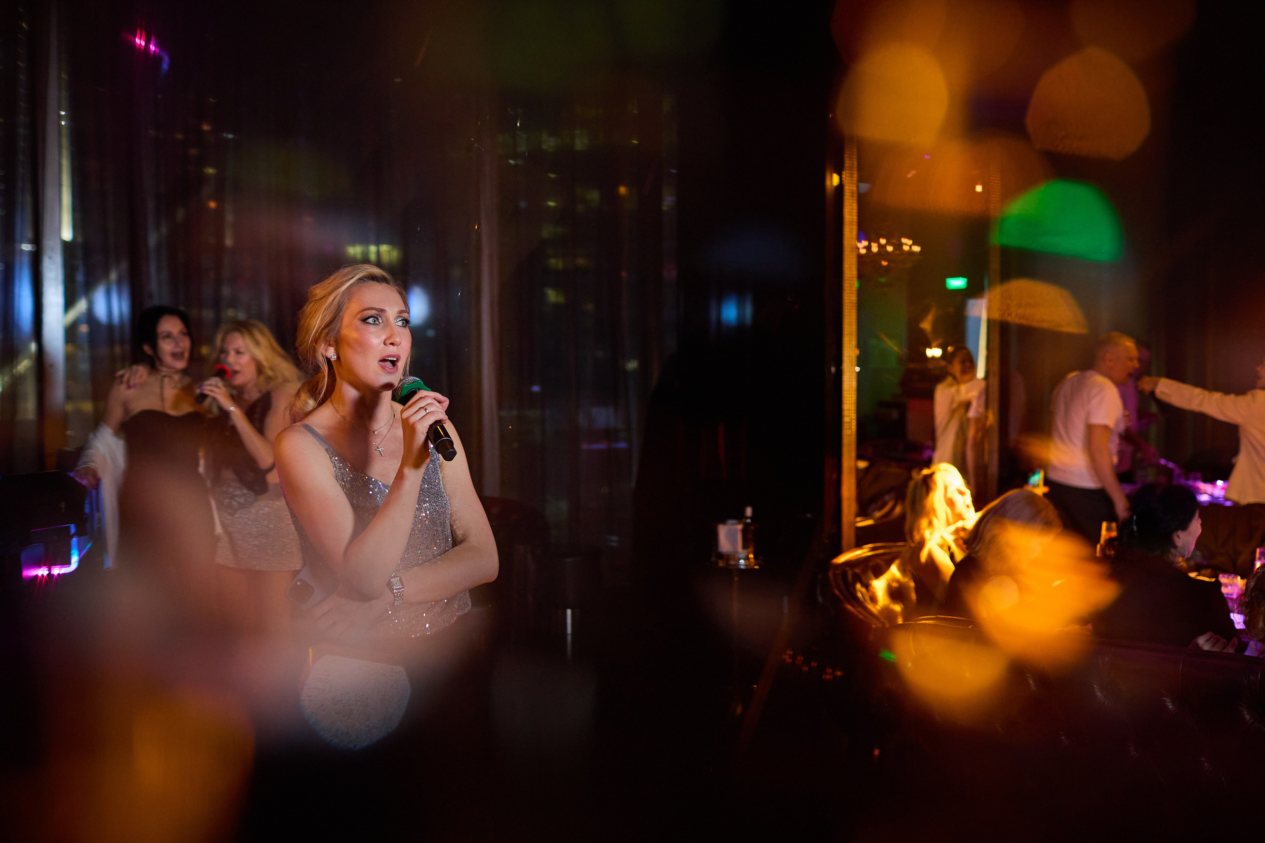 Юбилей в City Voice & Six Floor. Александр Осин — корпоративный и семейный фотограф в Москве