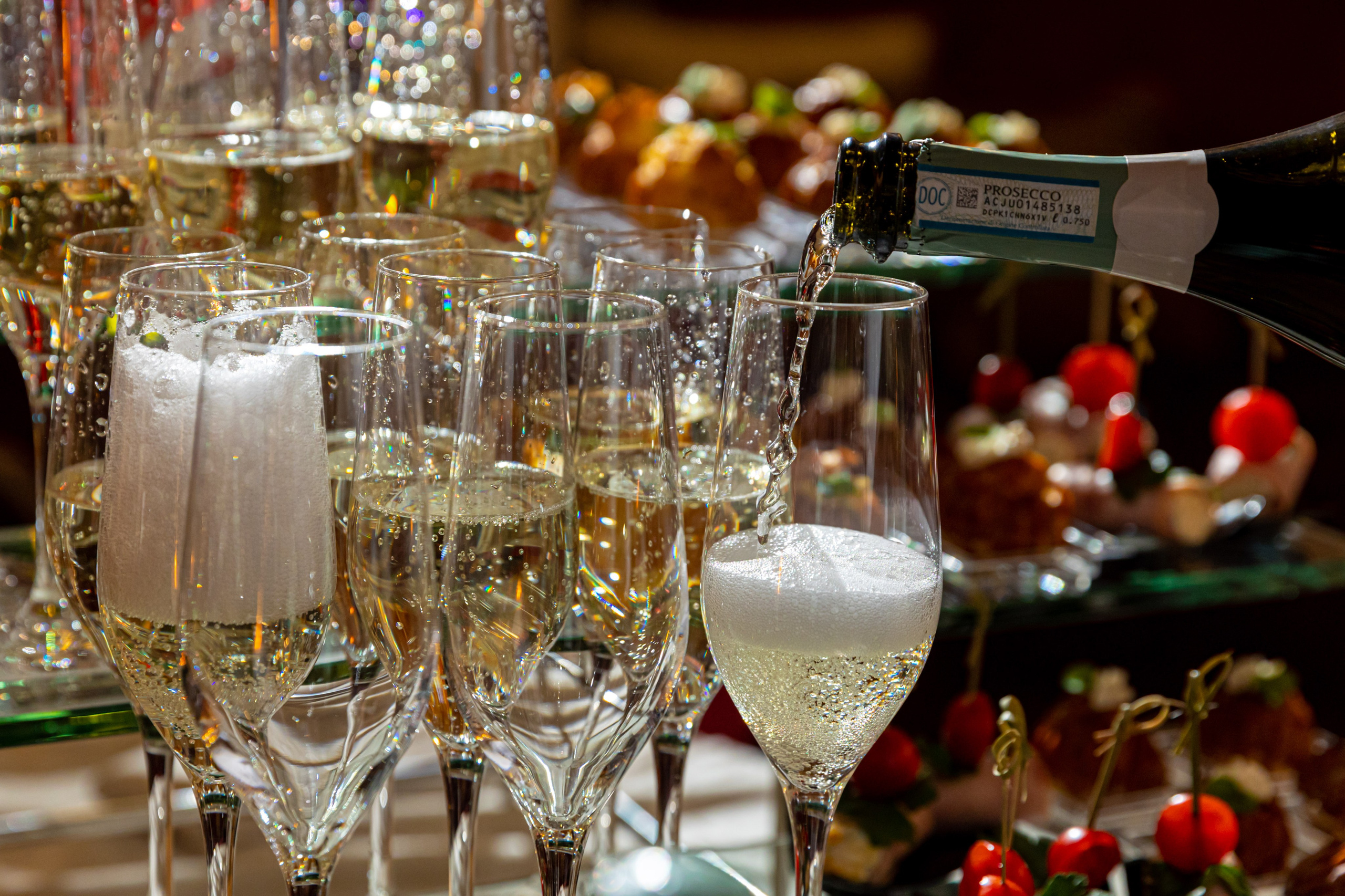 Фотосъёмка Новогоднего корпоратива в концептуальном ресторане в центре Санкт-Петербурга. Фотограф на праздник, корпоратив, День Рождения и Юбилей в г. Санкт-Петербурге Алексей Анкушев