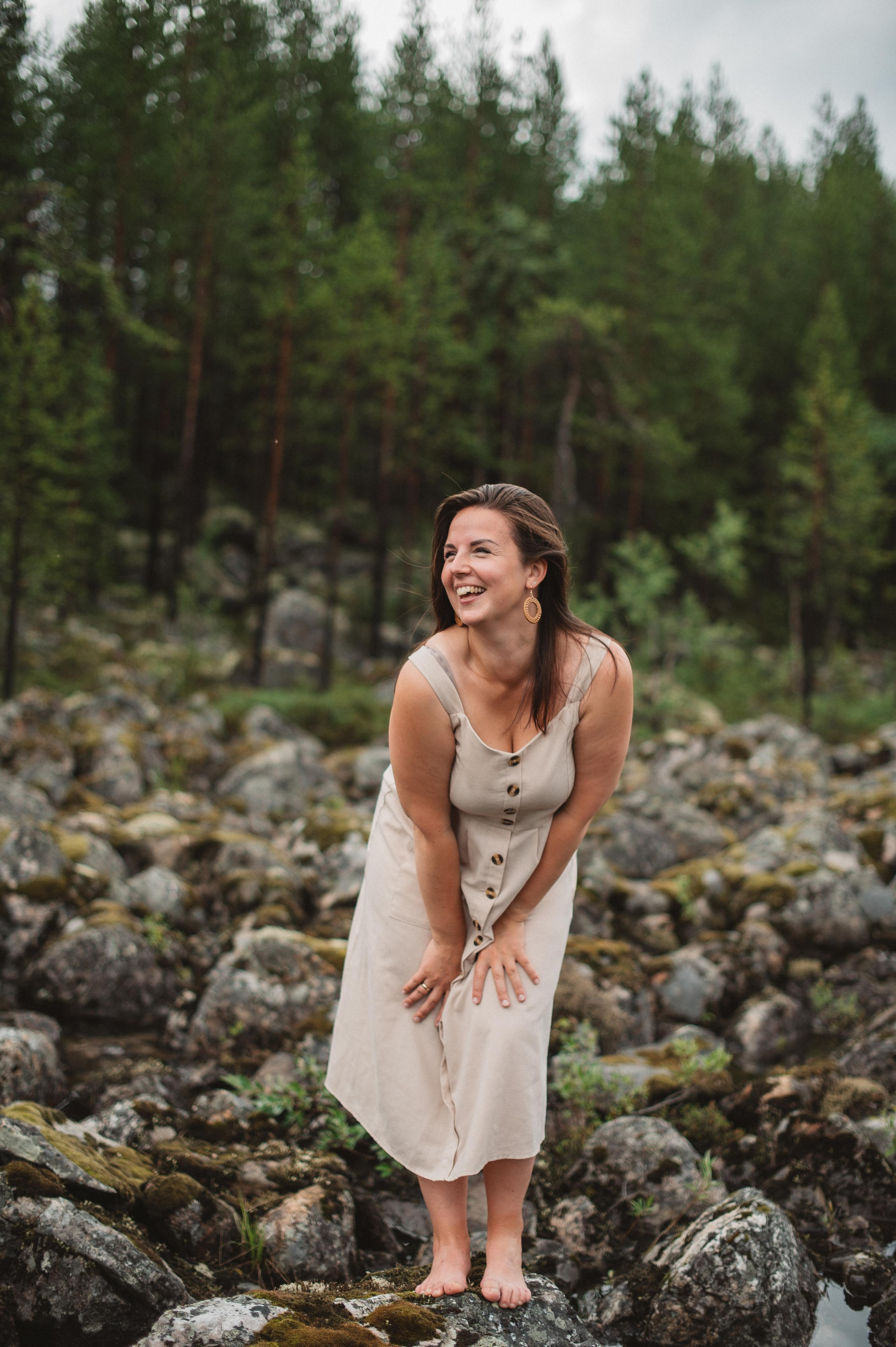 Прогулка по камням. Фотограф Наталья Могилевская Мурманск Териберка Сейдозеро Рыбачий