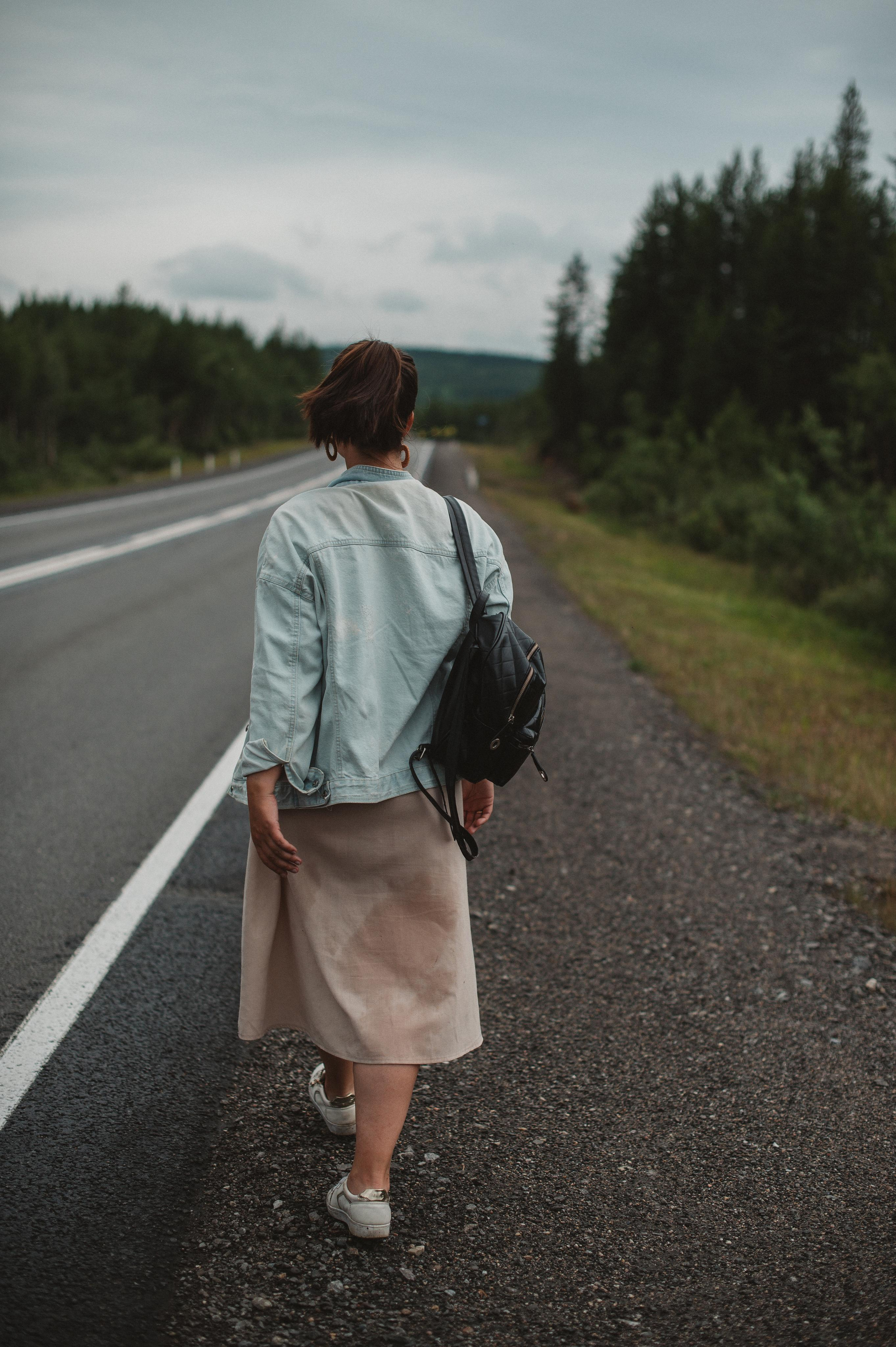 Прогулка по камням. Фотограф Наталья Могилевская Мурманск Териберка Сейдозеро Рыбачий