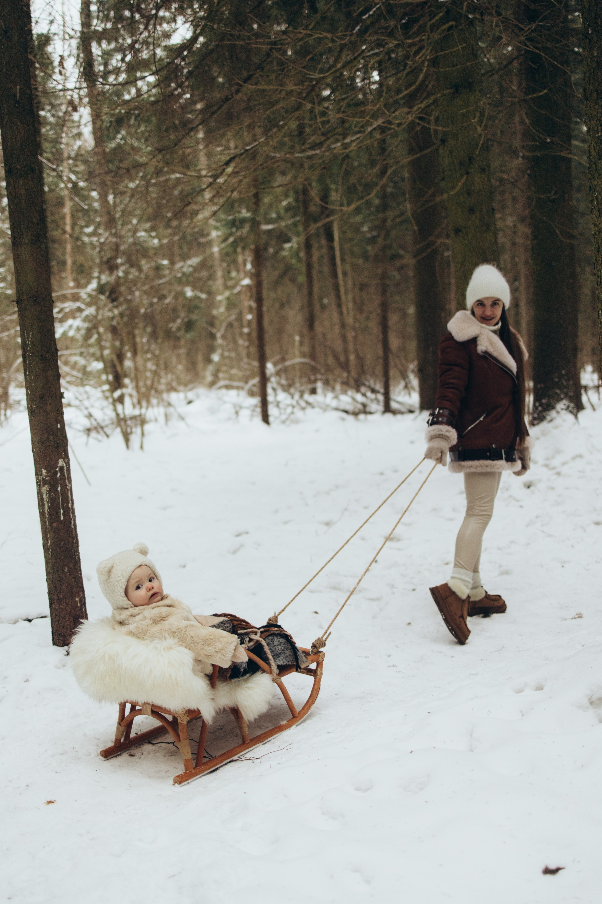 Снежный лес. Семейный фотограф в Москве Виктория Ястребинская