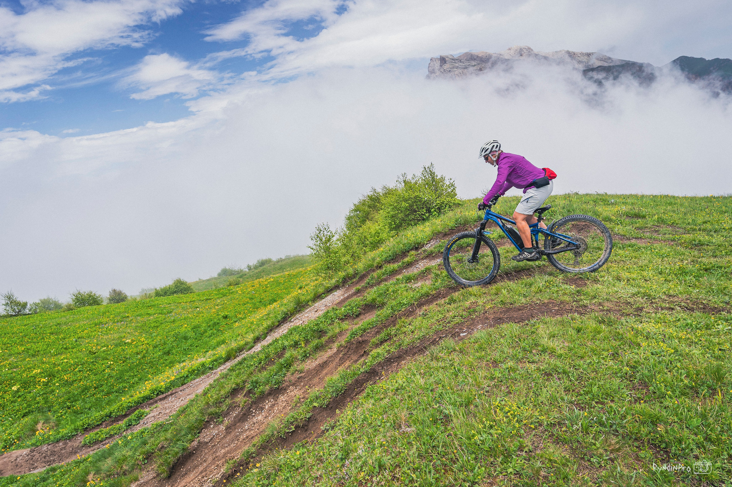 Велотур Осетия 16.06.2024 Ковальтур. Репортажный фотограф в Краснодаре Рындин Дмитрий