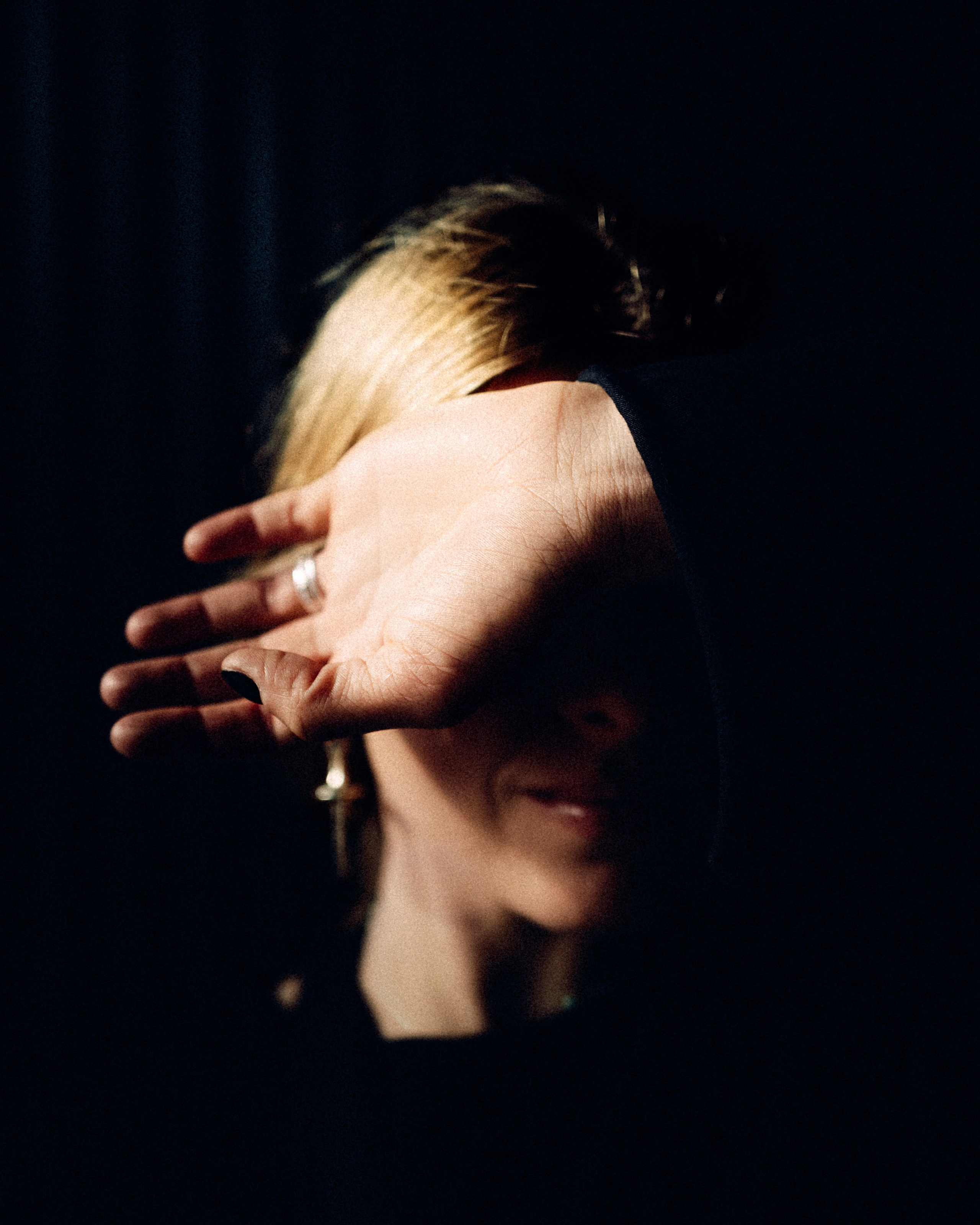 Portrait. Если ты на Земле — звони