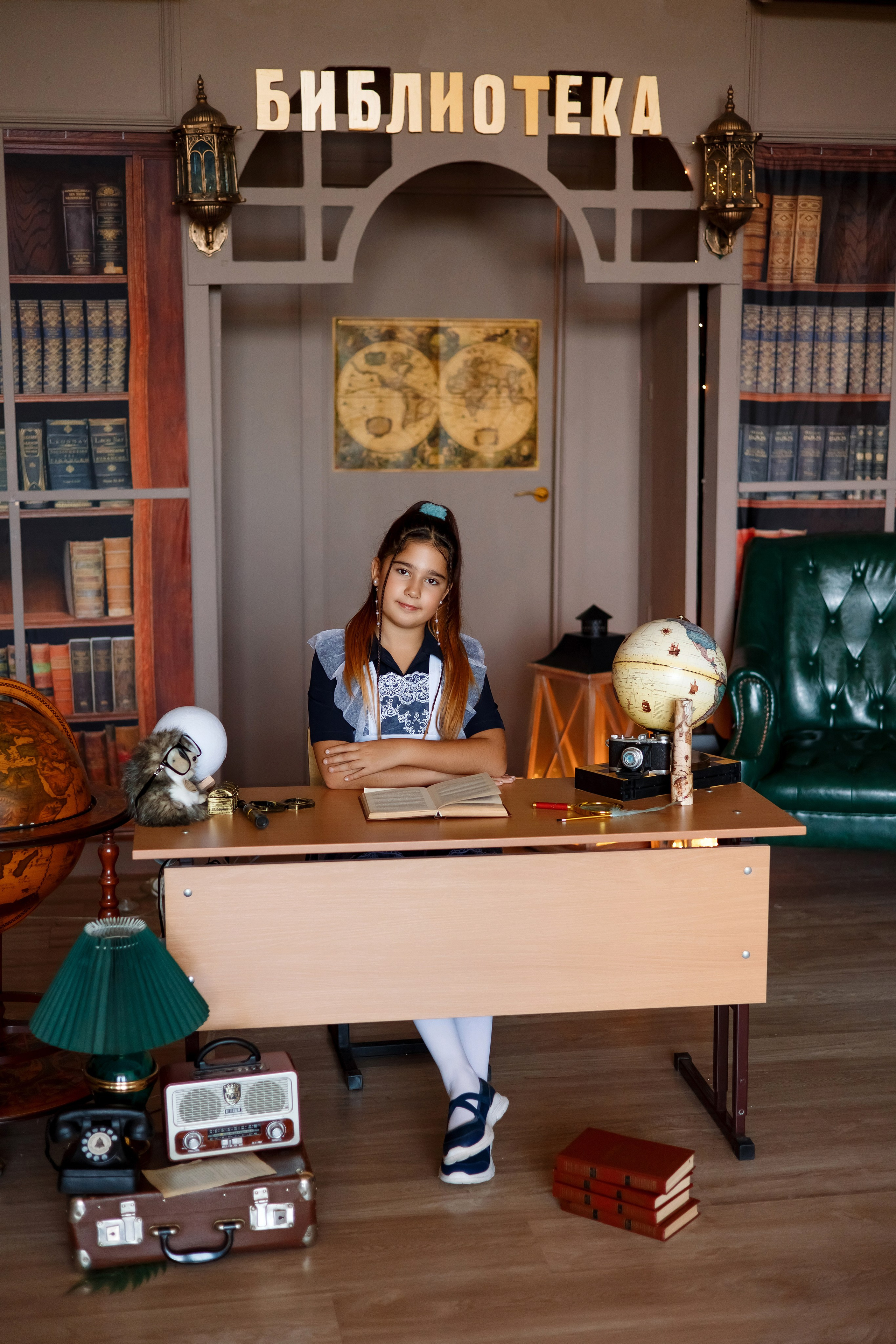 4 класс фотосессия в фотостудии. Фотограф Любовь Корниенко, Примоский край