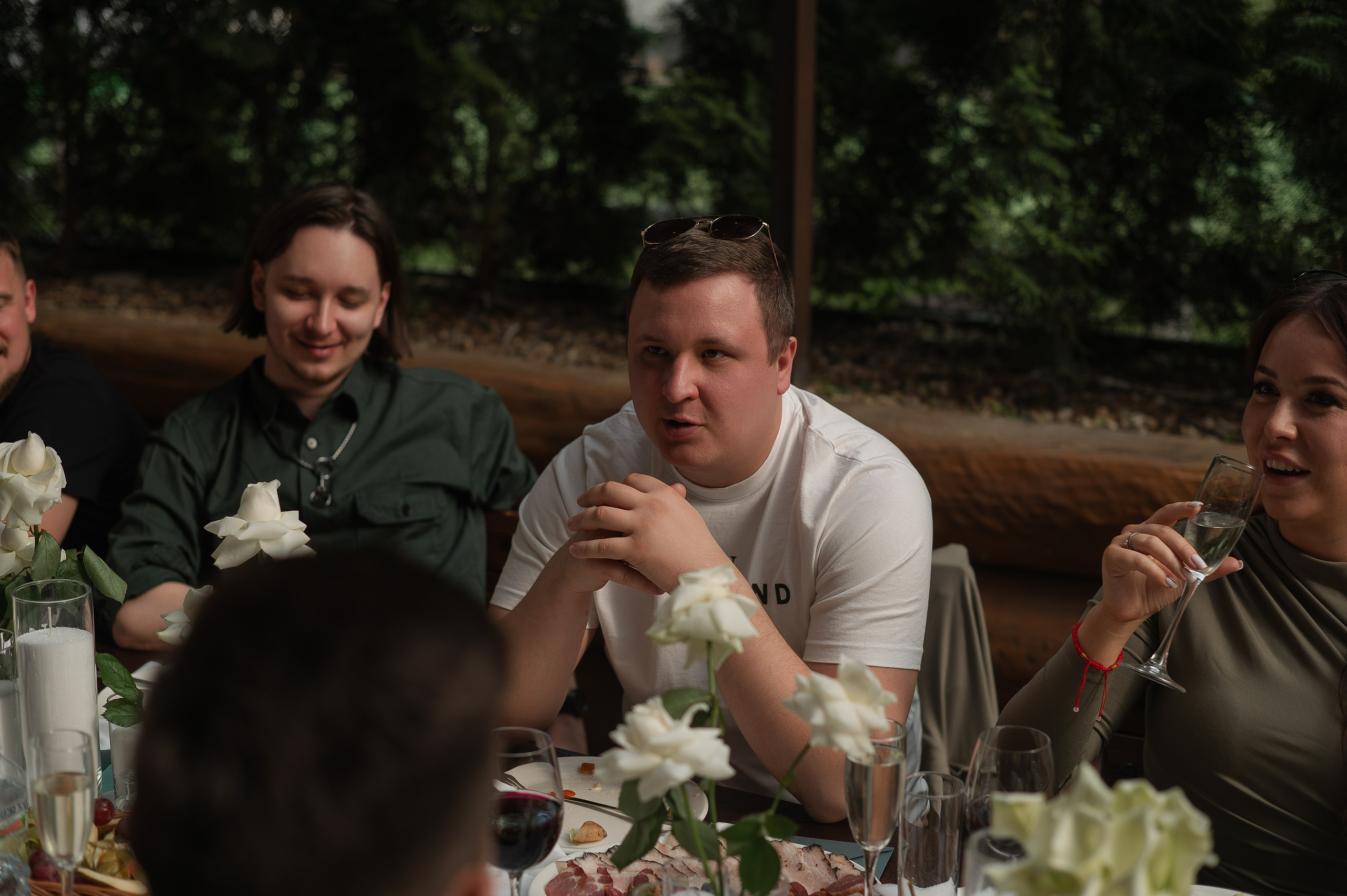 Динамичная свадьба где гости были активными участниками праздника. Свадебный фотограф в Ярославле Денис Медоваров