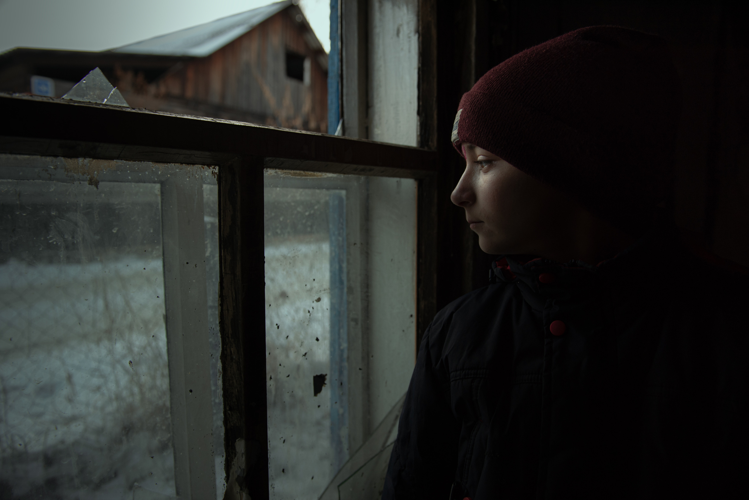 Пожар оставил без дома семью с 9 детьми. Репортажный фотограф Анна Диденко