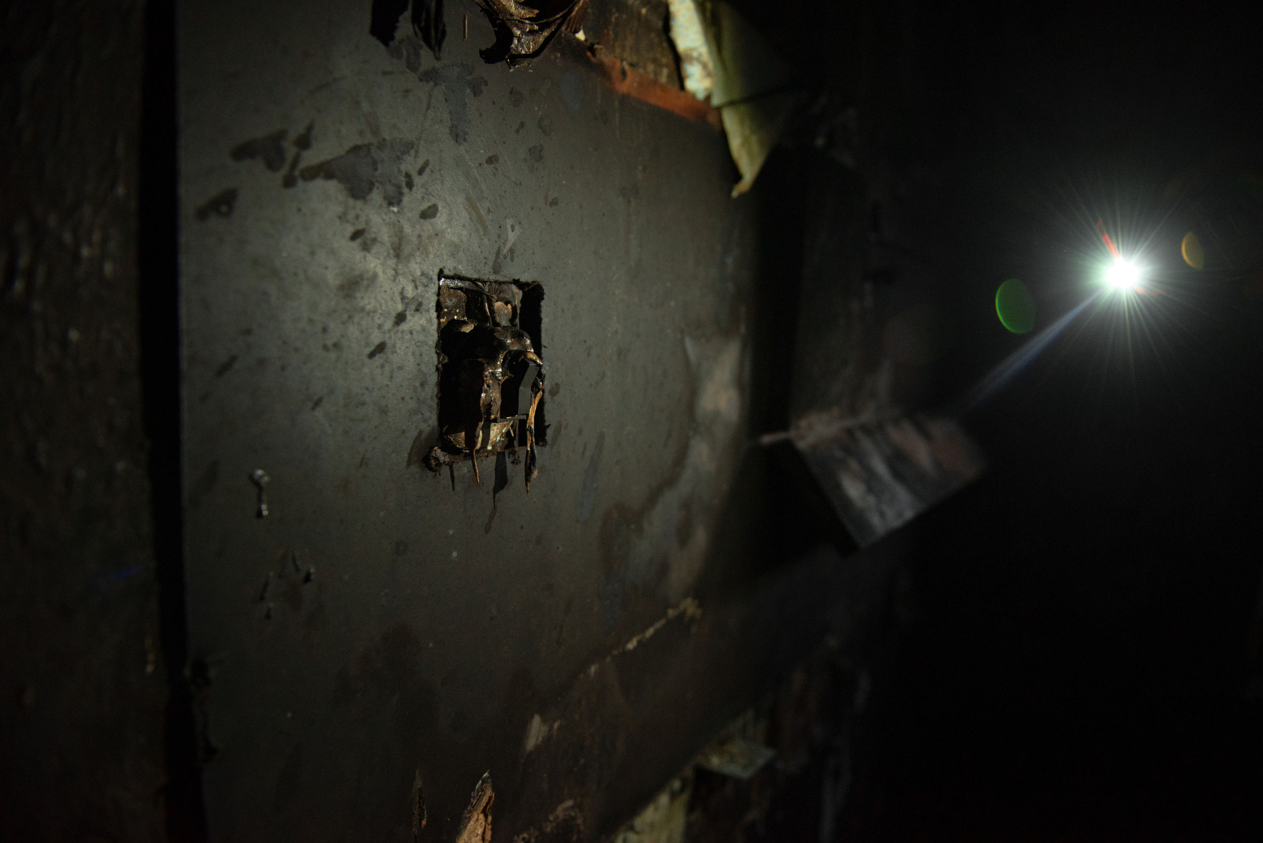 Пожар оставил без дома семью с 9 детьми. Репортажный фотограф Анна Диденко