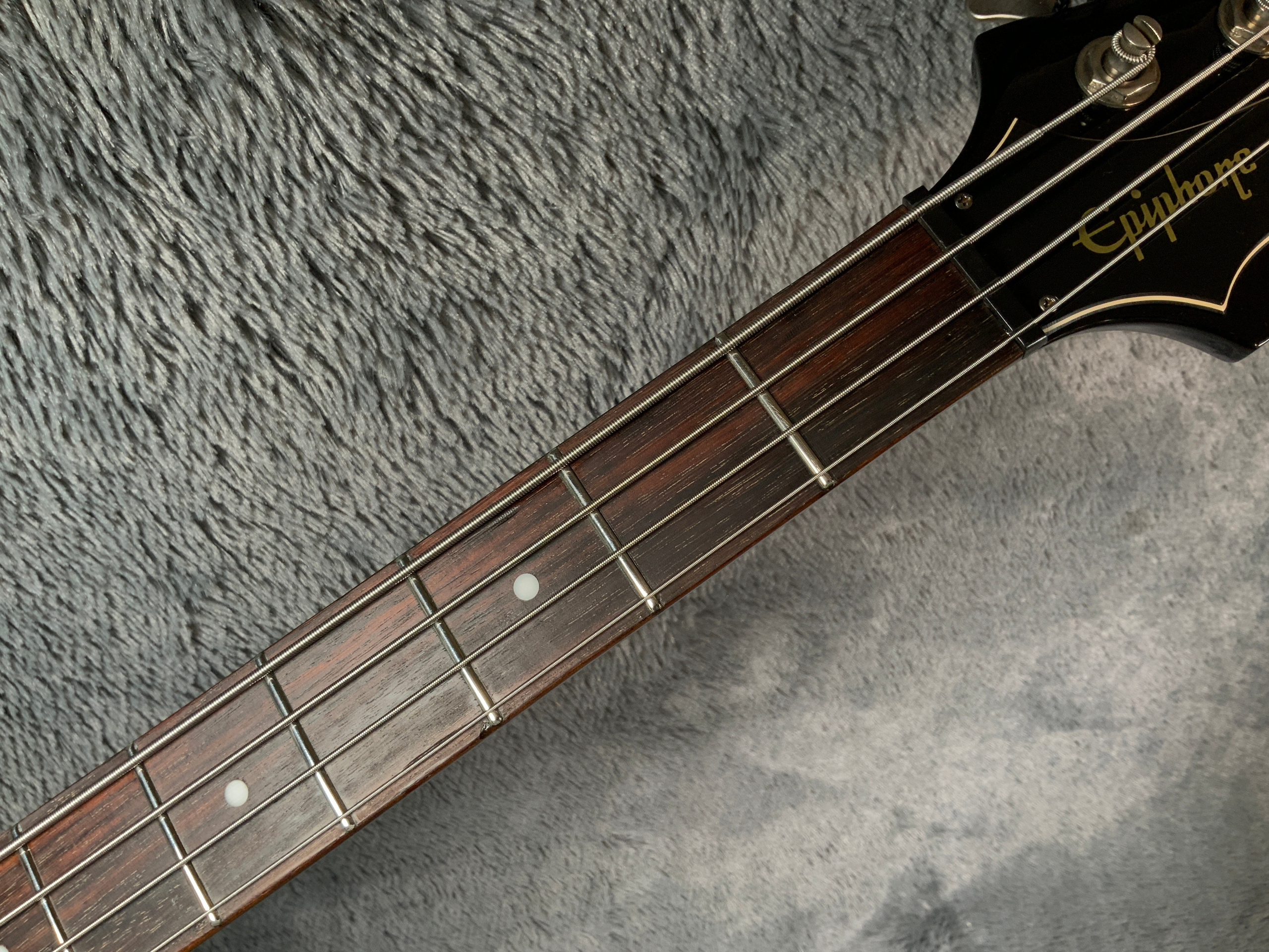 Epiphone Thunderbird IV China 2000's