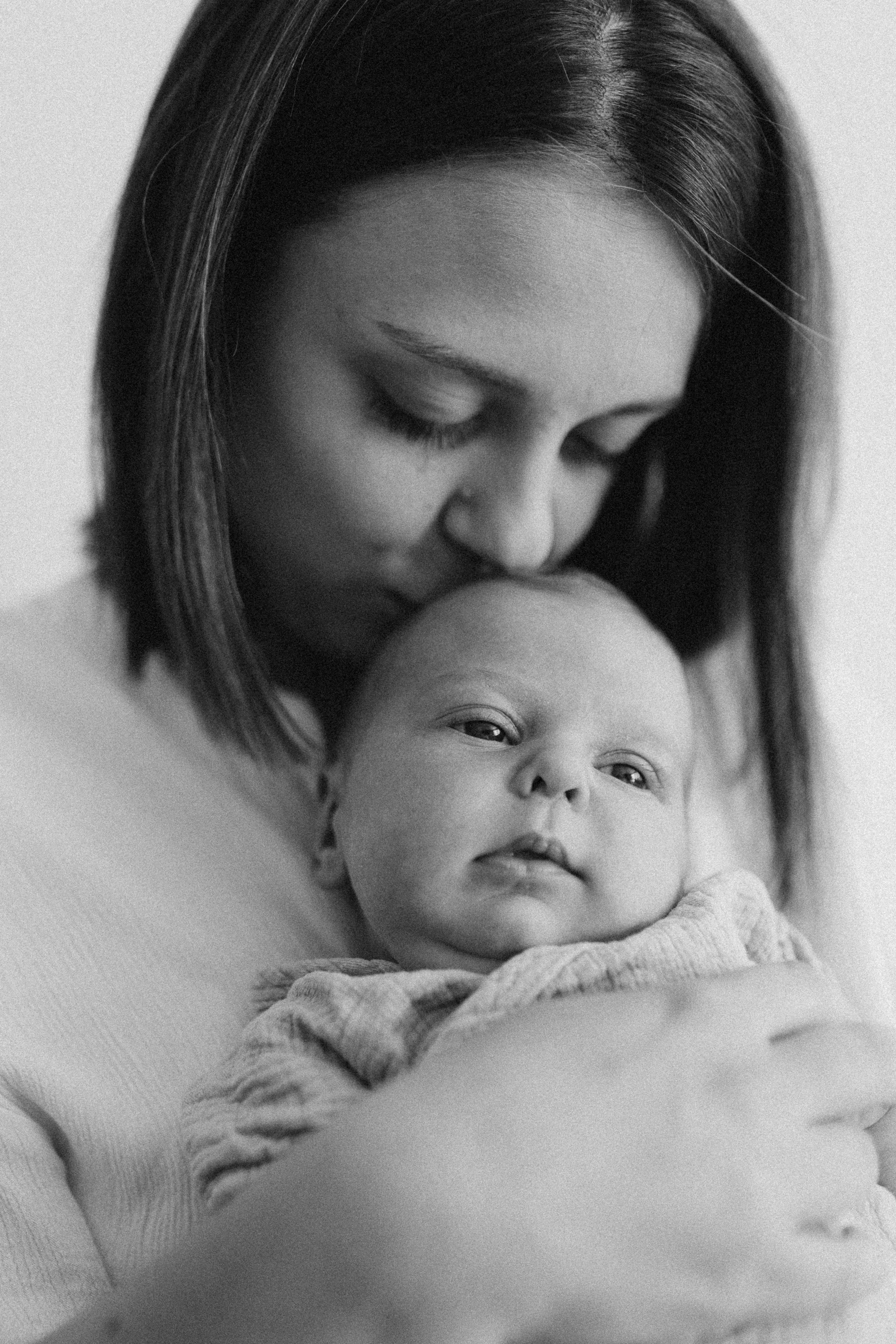 Séance newborn Sasha. Photographe des familles et enfants à Nantes et alentours