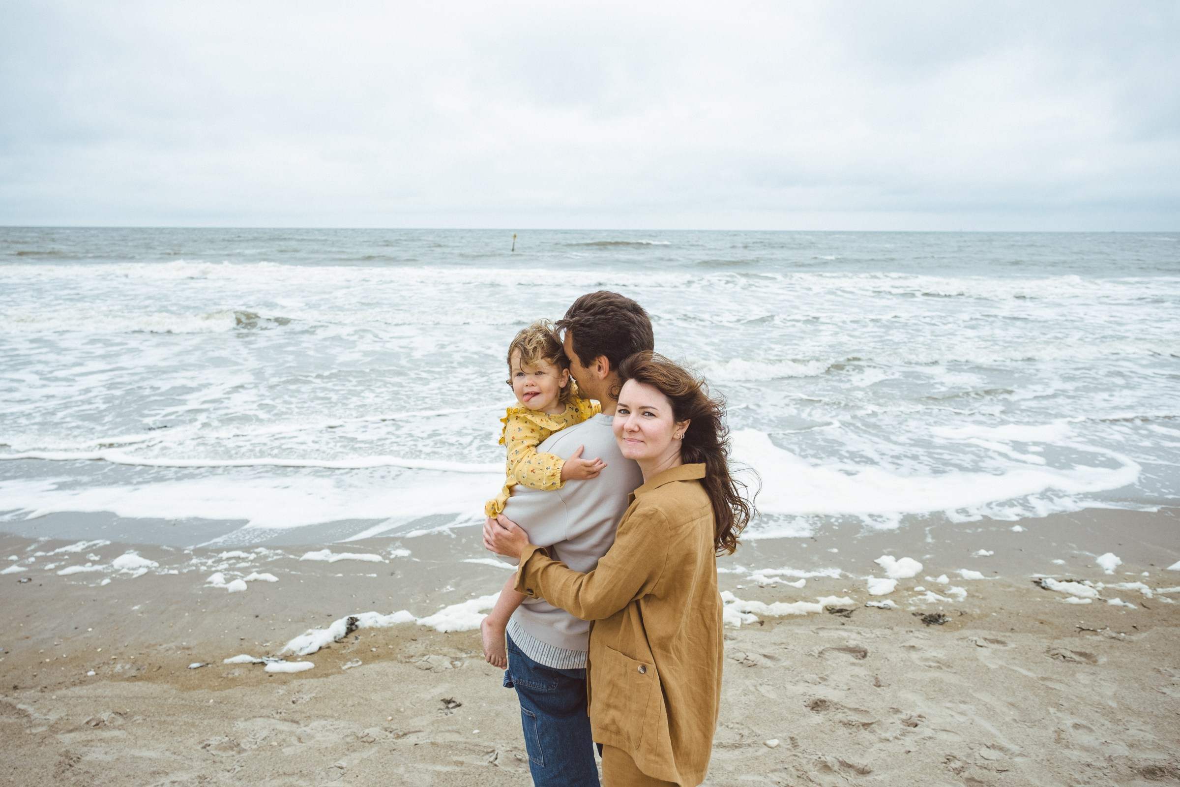 На берегу. Свадебные и семейные фотографы в Москве Максим и Оксана Первомай
