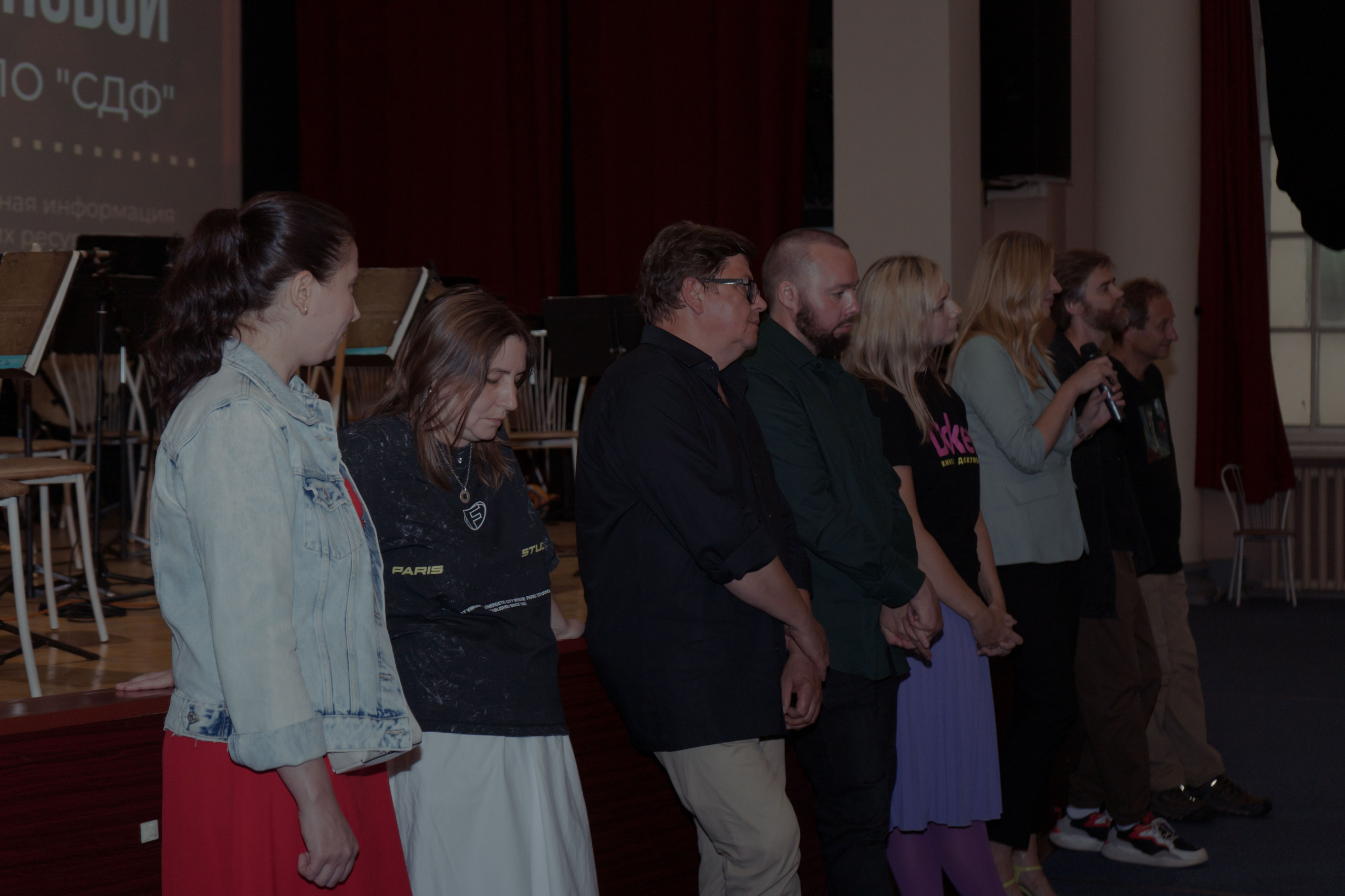 Премьера фильма «На стыке жанров». Юля Мурашова портретный и документальный фотограф