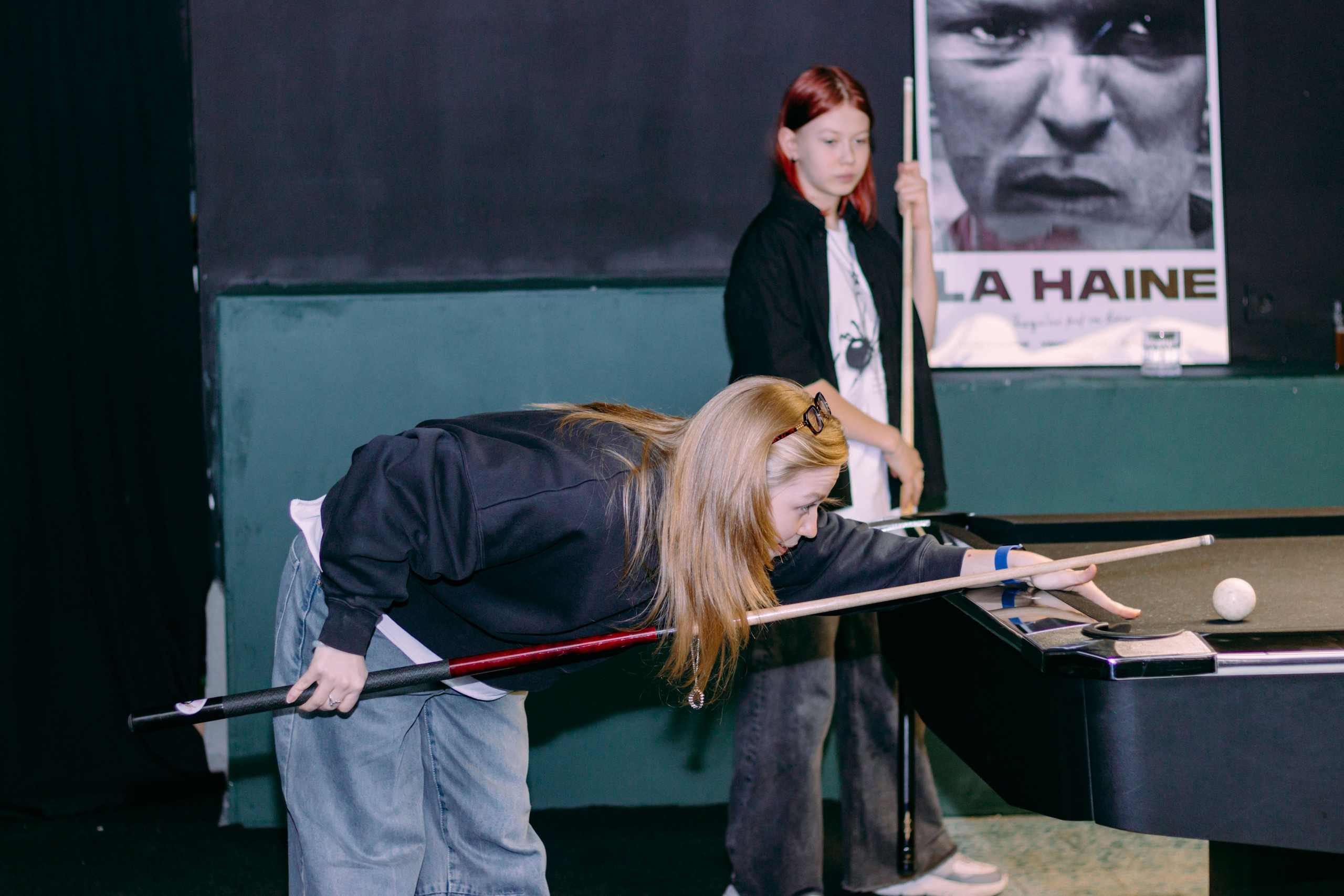 Бильярдная «Перекаты». Юля Мурашова портретный и документальный фотограф