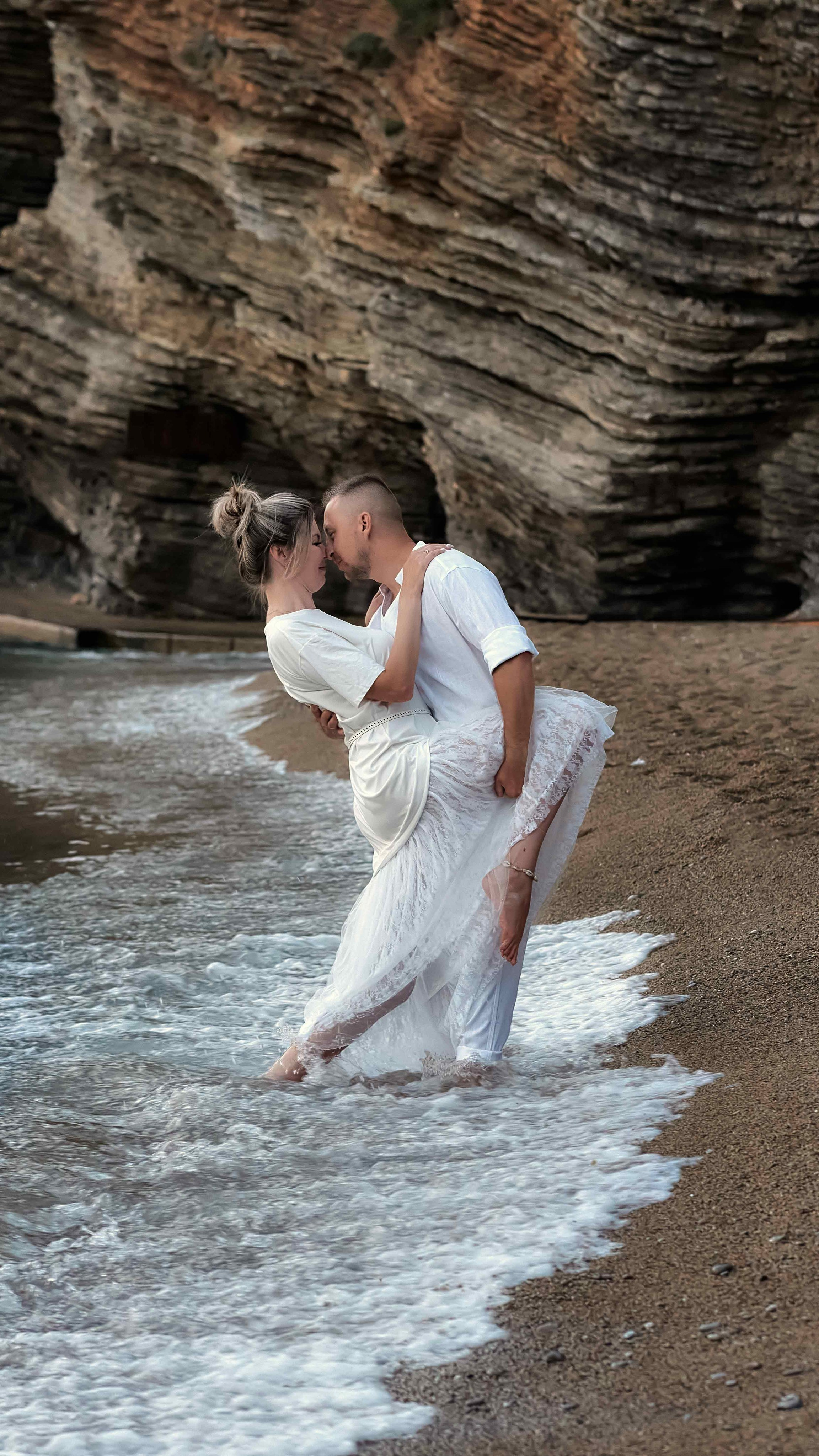 Фотосессия в Будве на годовщину — Love Story у моря