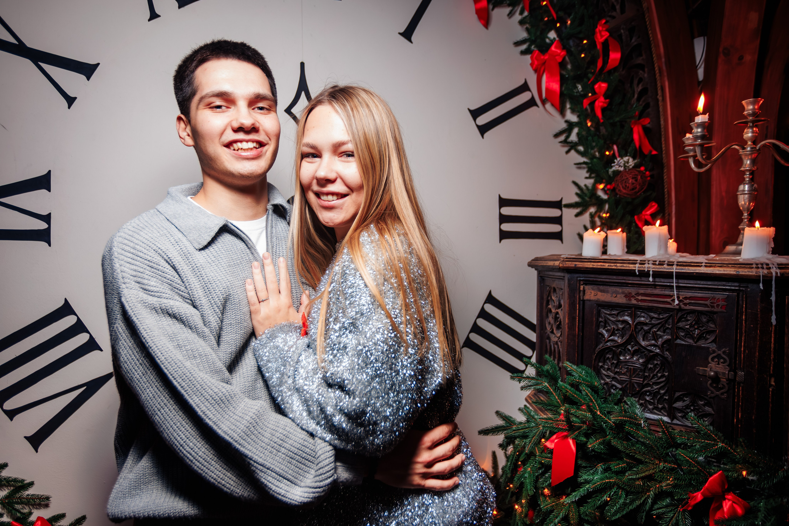 Новогодняя шоу-программа «MAGIC TIME» в PTIZZA BAR_Ялта_31.12.2025. Аминов Руслан | Фотограф