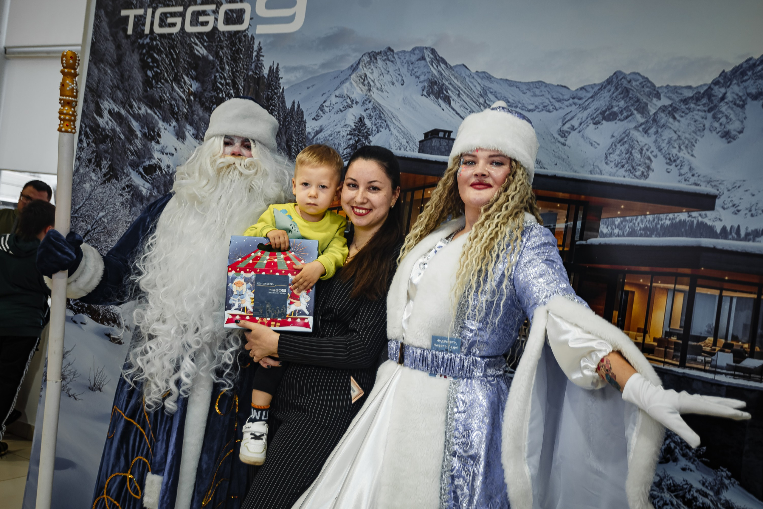 Презентация нового Chery Tiggo 9_Черномор Авто_Симферополь_21.12.2024. Аминов Руслан | Фотограф