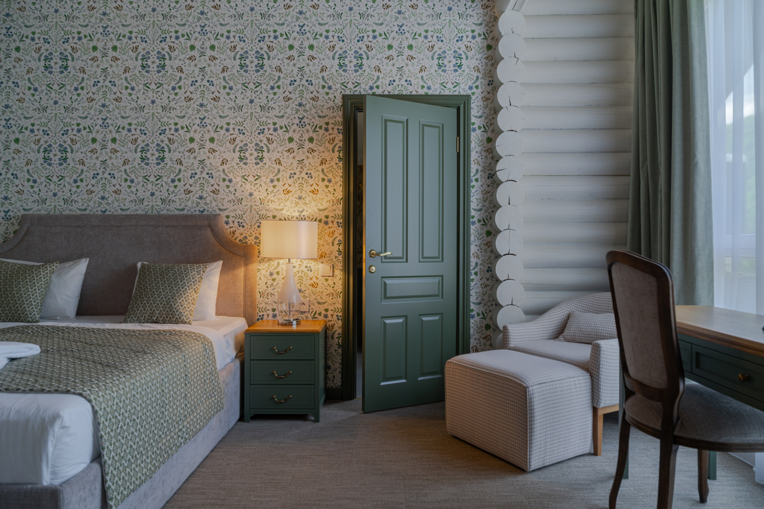 Бридж виллы. Декорактив Москва