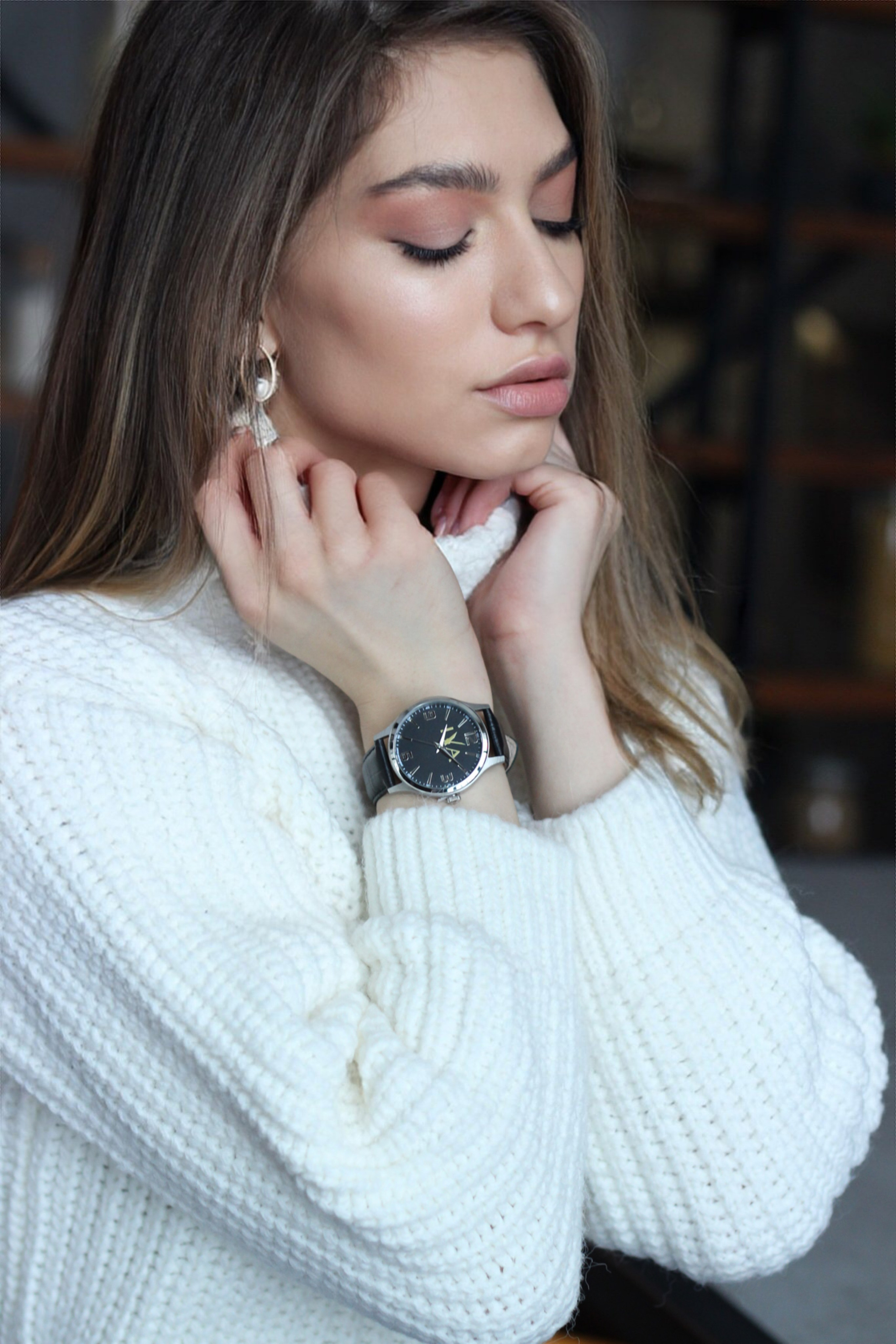 Часы IVA. Главная