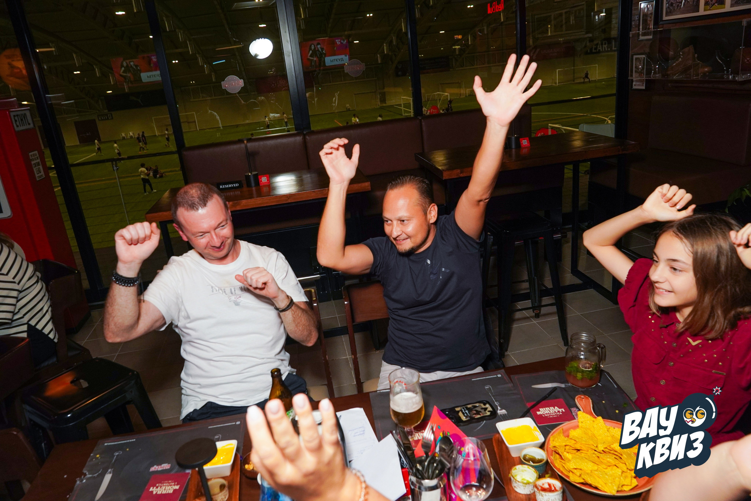 WOW QUIZ DUBAI. Фото | Видео Контент Мишель Ватаманюк