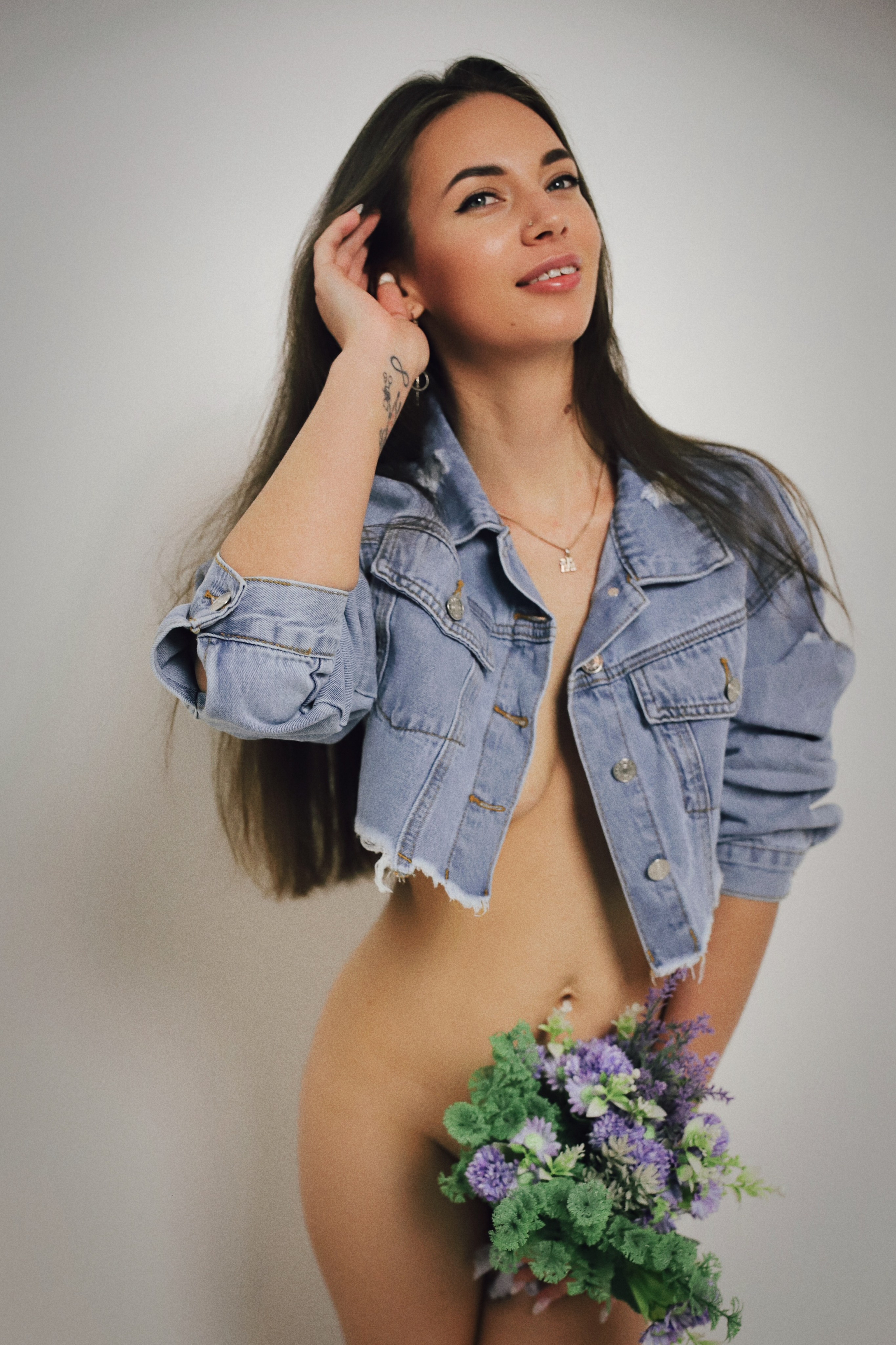 Джинсовка. Мобильный фотограф Дмитрий Шпуров | KIREVAS