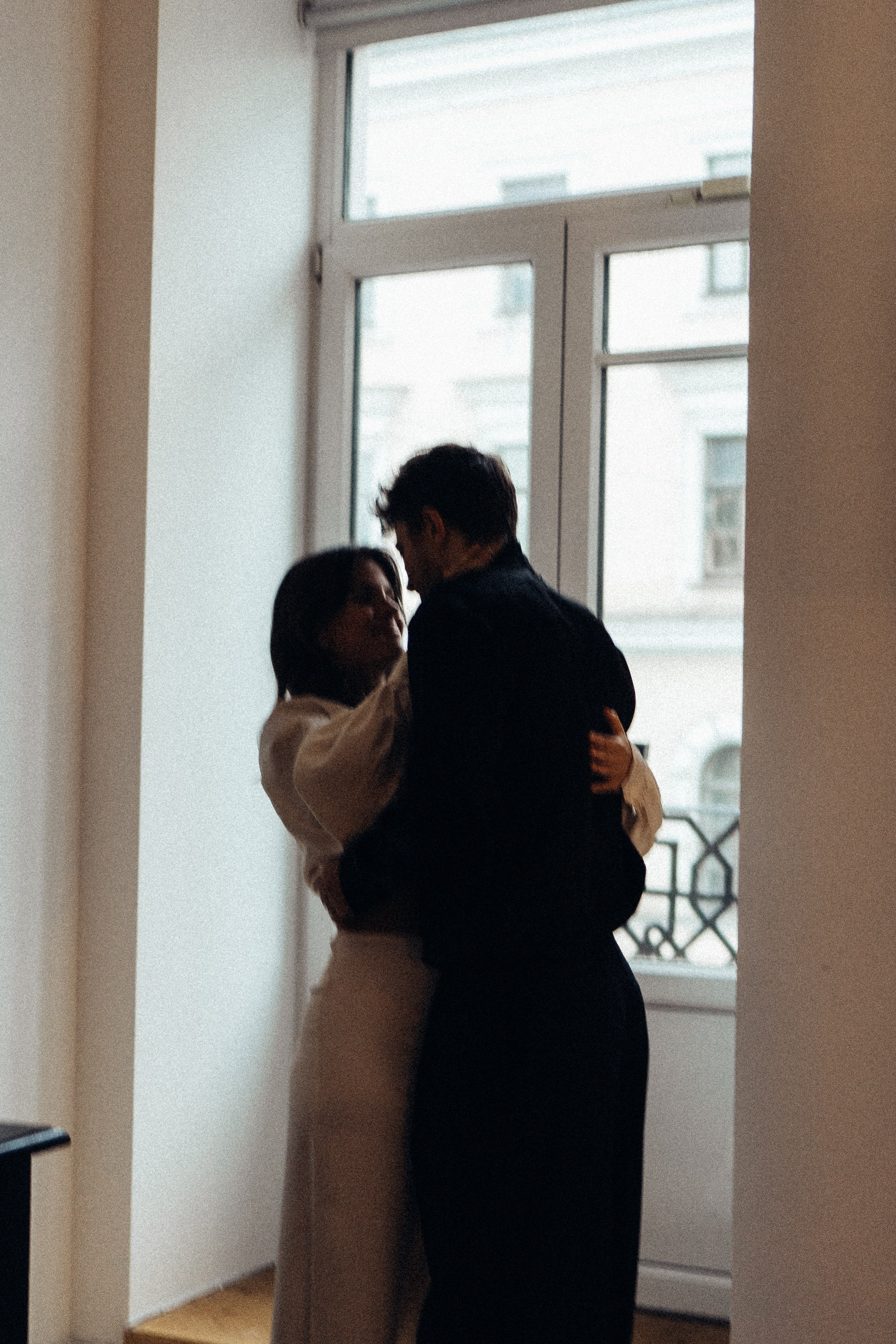 УТРО ЖЕНИХА И НЕВЕСТЫ В ПИТЕРСКОЙ КВАРТИРЕ И СЬЕМКА С СВАДЕБНЫХ ОБРАЗАХ. Профессиональный фотограф, Санкт-Петербург — Виктория Богомолова