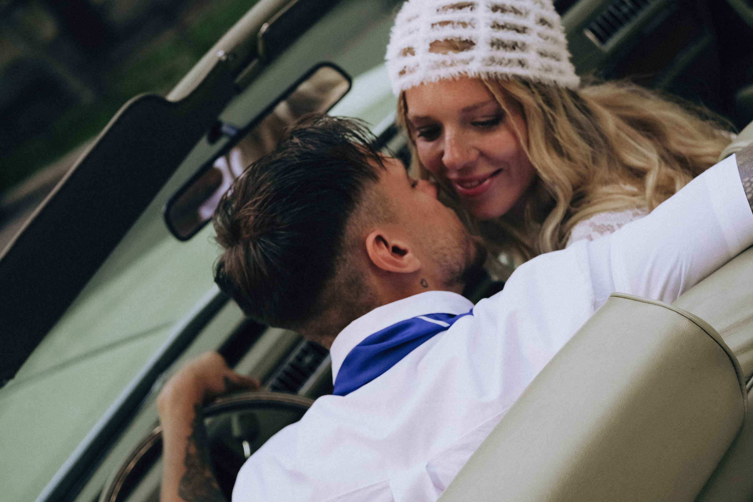 СВАДЕБНАЯ СЬЕМКА С КАБРИОЛЕТОМ В САНТК-ПЕТЕРБУРГЕ НА ПЕТРОГРАДКЕ В ОТЕЛЕ ПАНОРАМИКА. Профессиональный фотограф, Санкт-Петербург — Виктория Богомолова