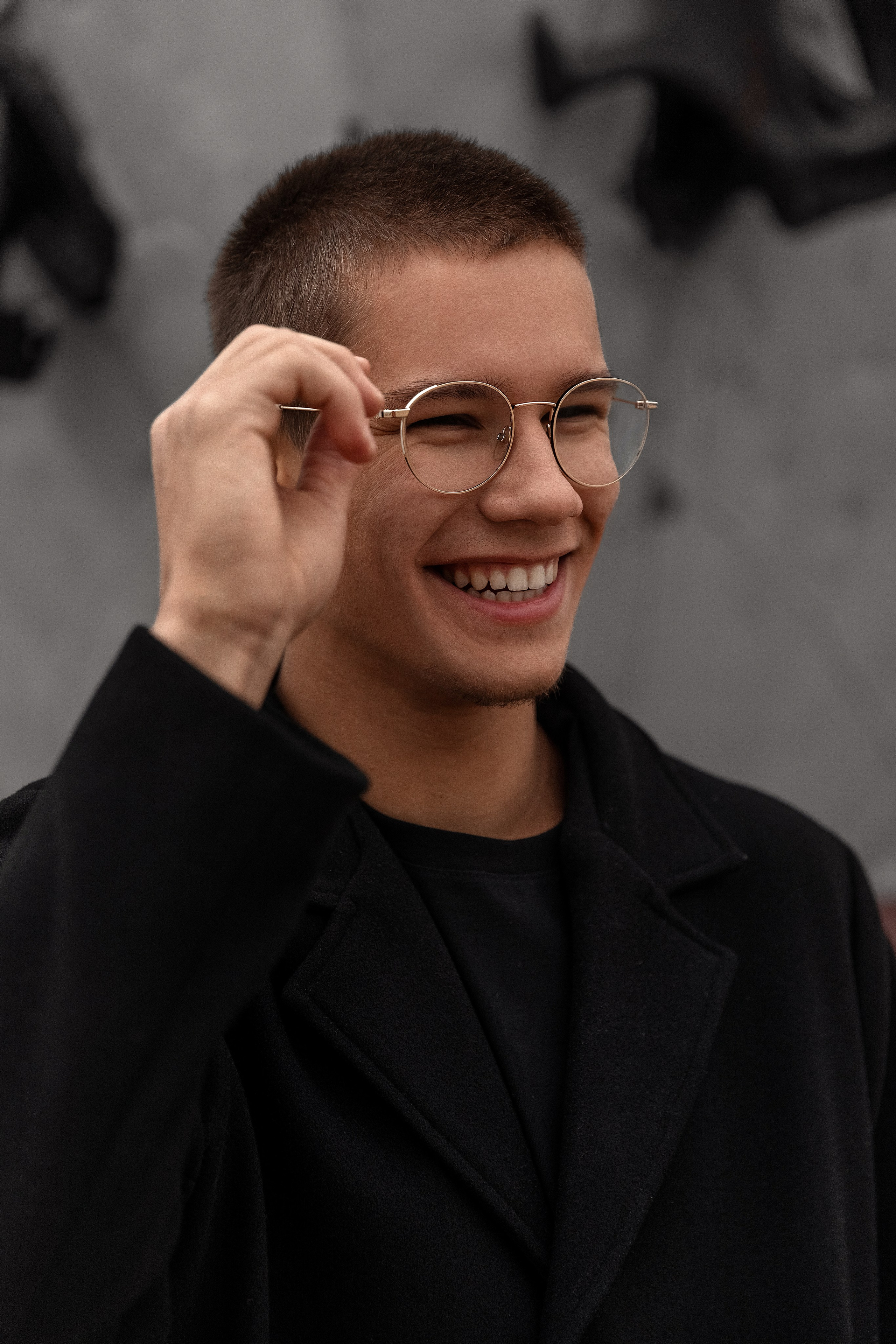 •ПОРТРЕТЫ УЛИЦА•. Выпускной альбом Сургут ХМАО