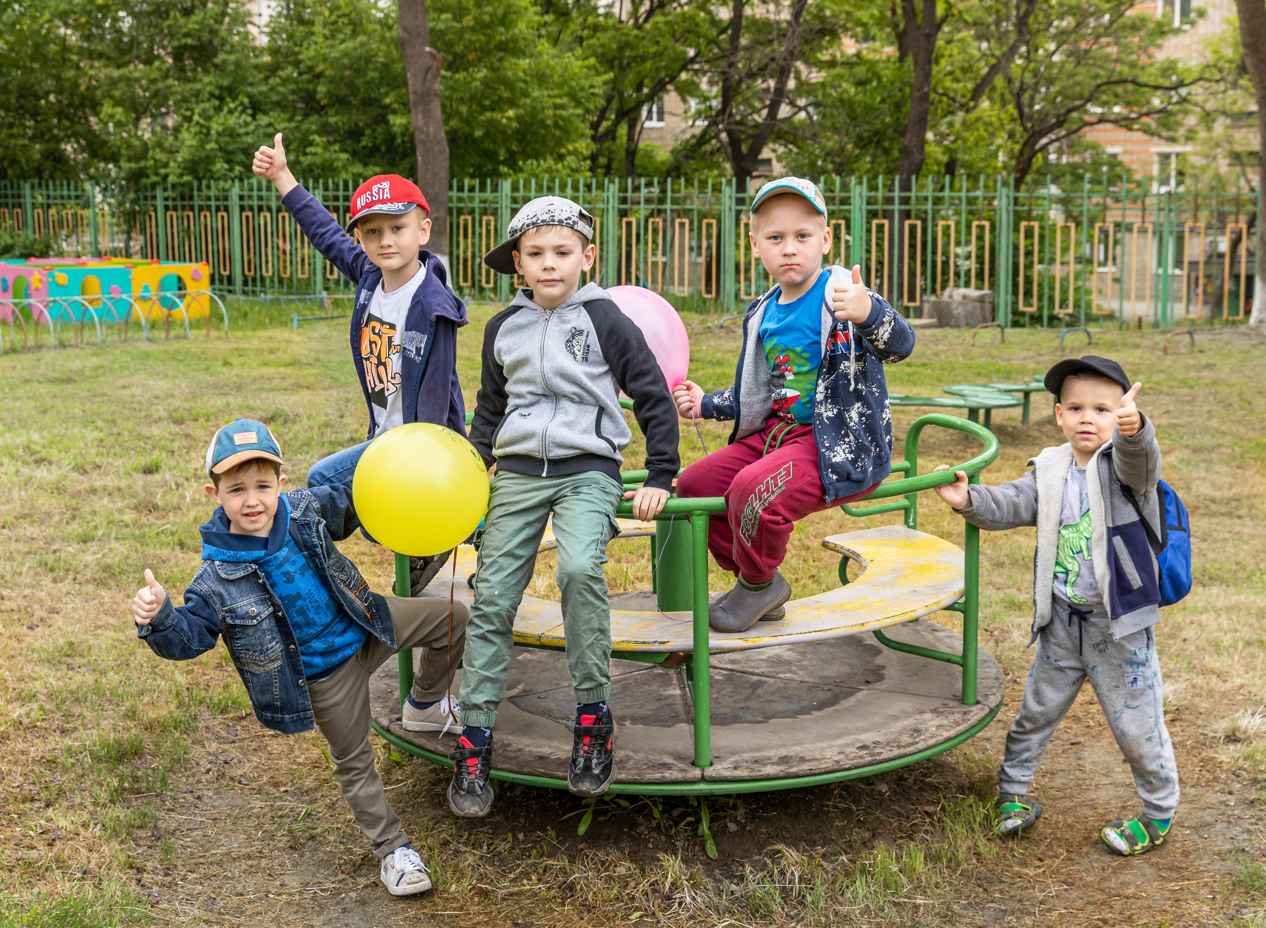 Репортажно-постановочная съемка в саду. Детский семейный фотограф в г. Находка Ольга Коваленко, фотостудия Memories
