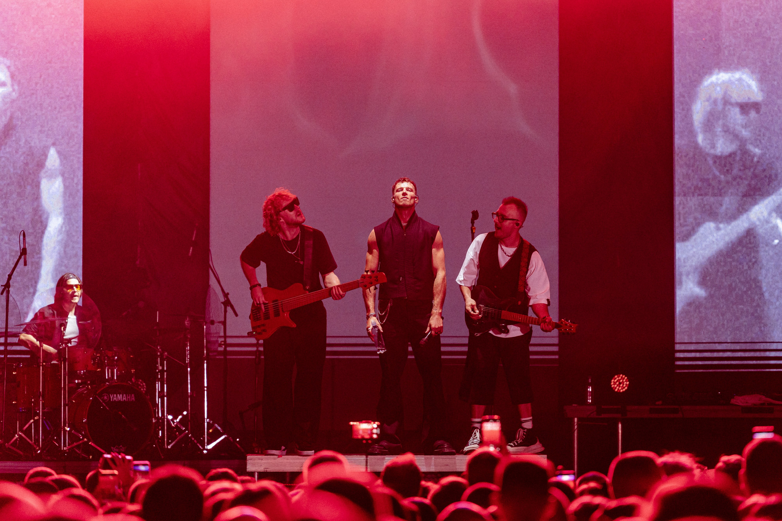 Лёша Свик • Банд’Эрос • Олег Майами • Filatov & Karas. Свадебный и репортажный, фуд фотограф в Новороссийске Евгений Александриди