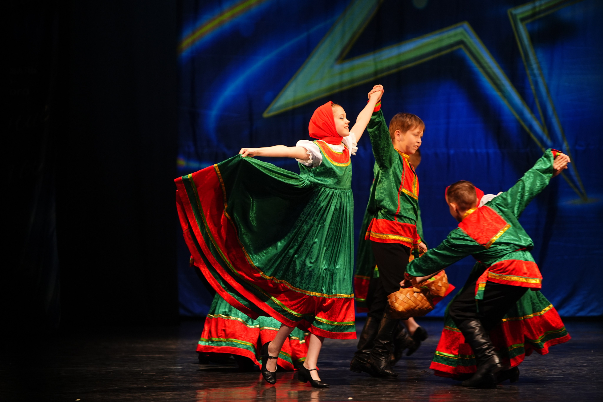 1 июня, г. Великий Новгород. Золотое яблочко