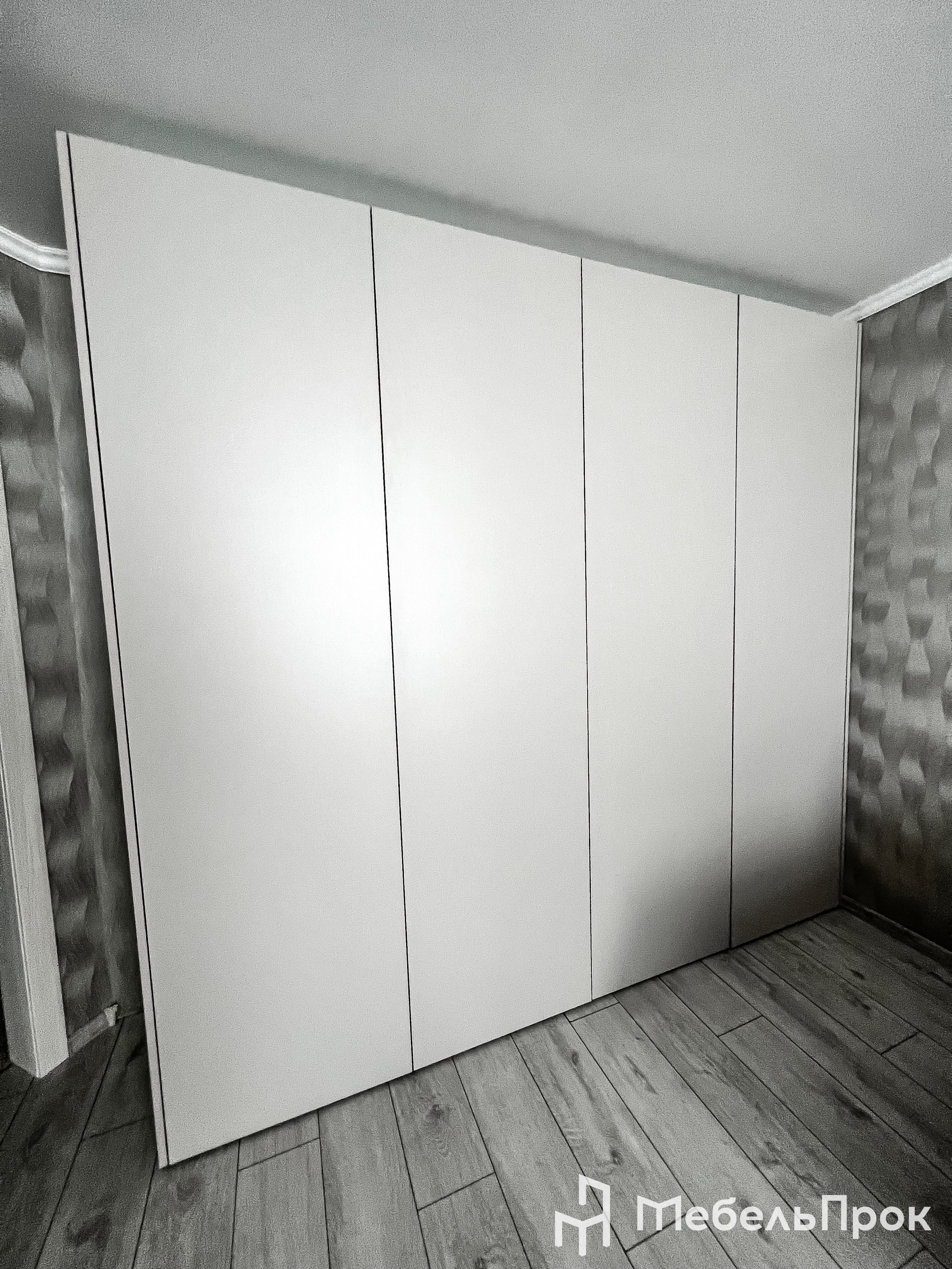 Шкафы распашные. Главная