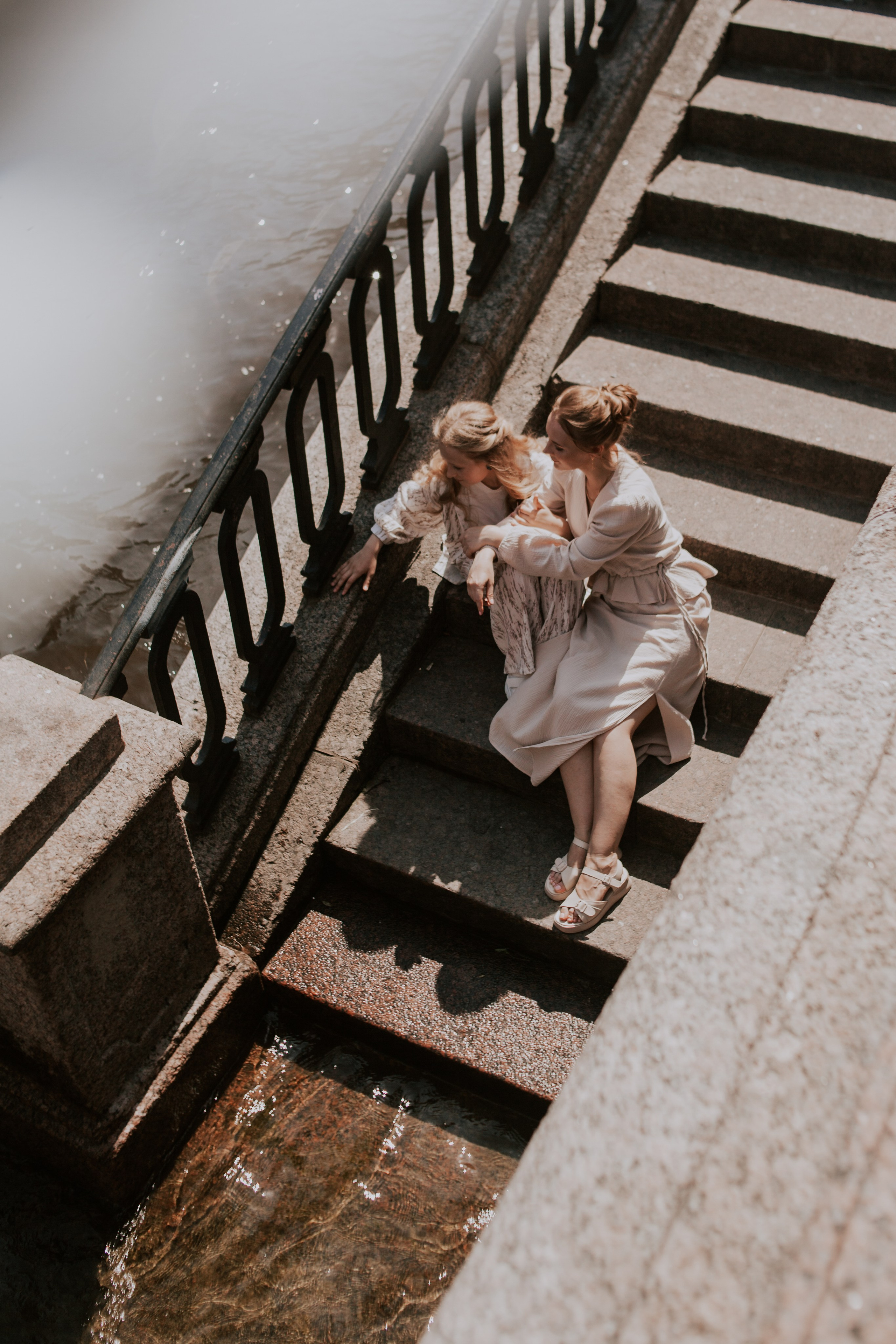 Марина и Милана, прогулка по Петербургу. Семейный фотограф во Всеволожске и Санкт-Петербурге Юлия Капустина