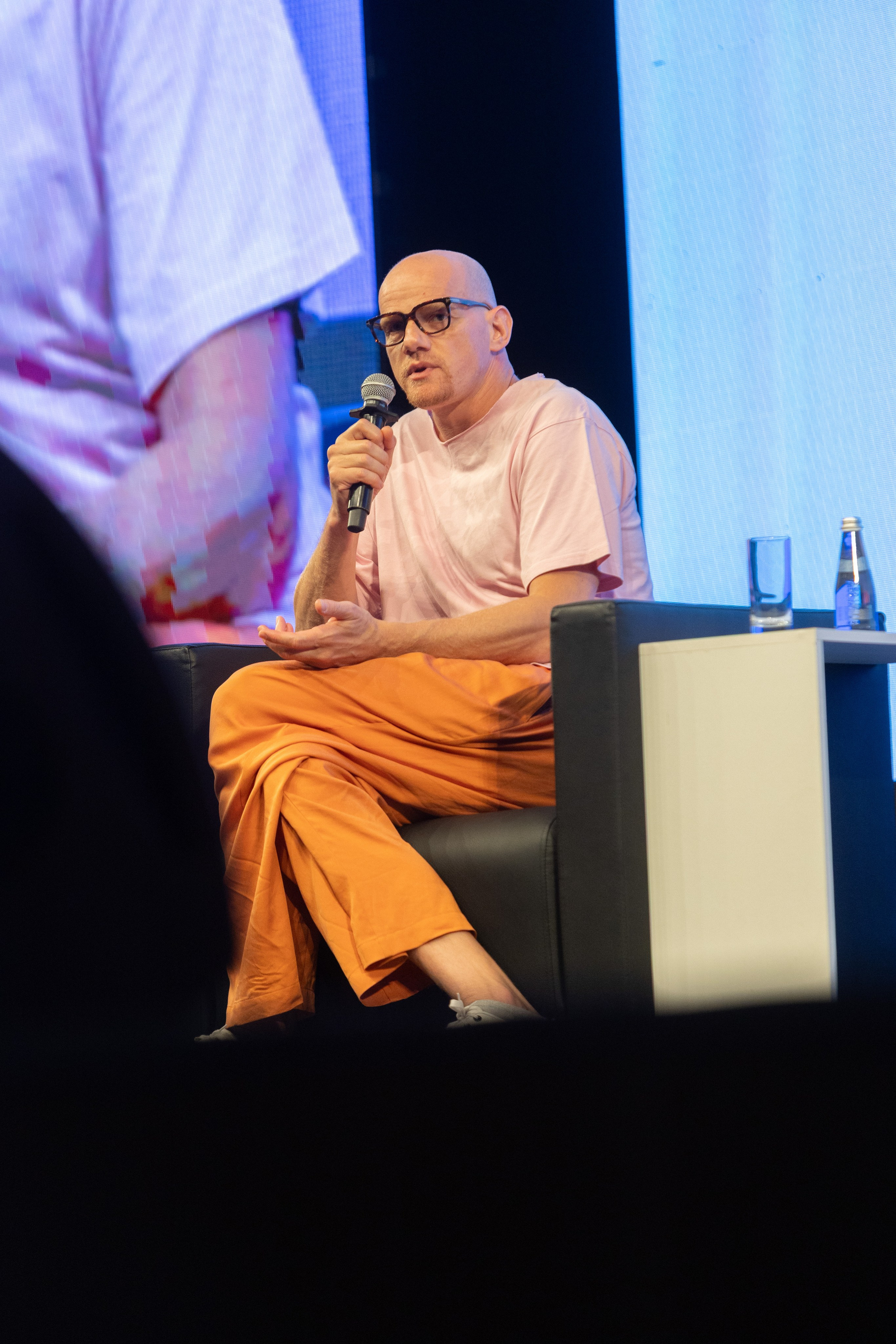 Юрий Колокольников. Фотограф для маркетплейсов Михаил Бове