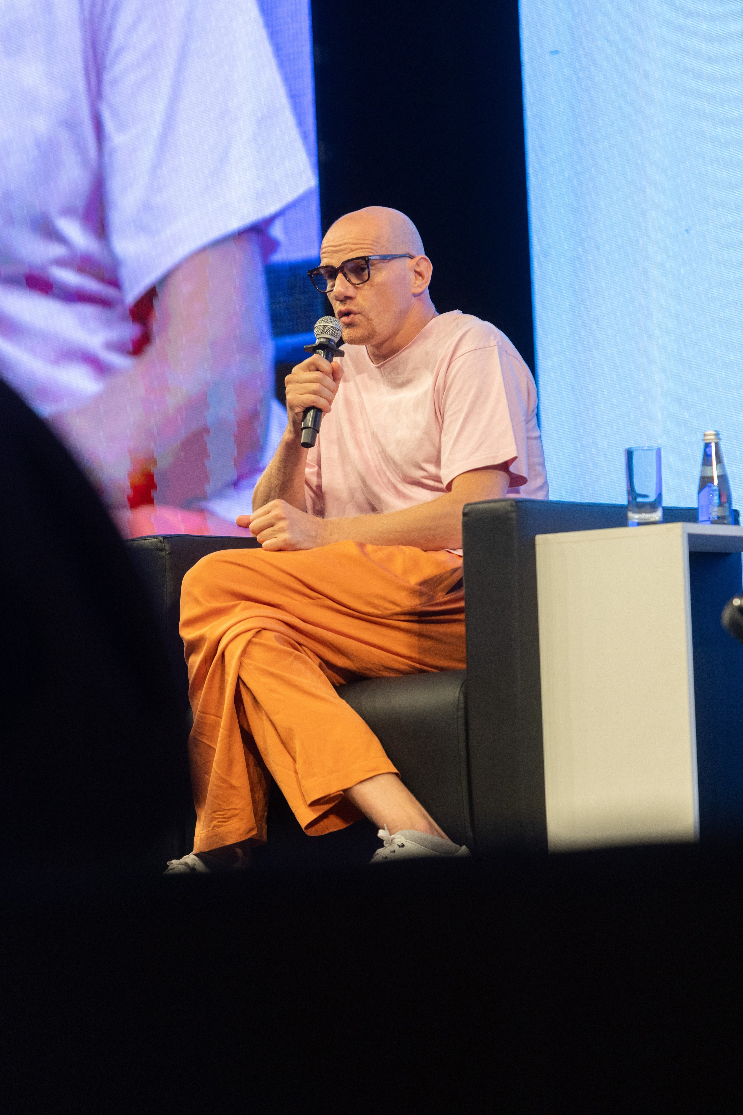 Юрий Колокольников. Фотограф для маркетплейсов Михаил Бове