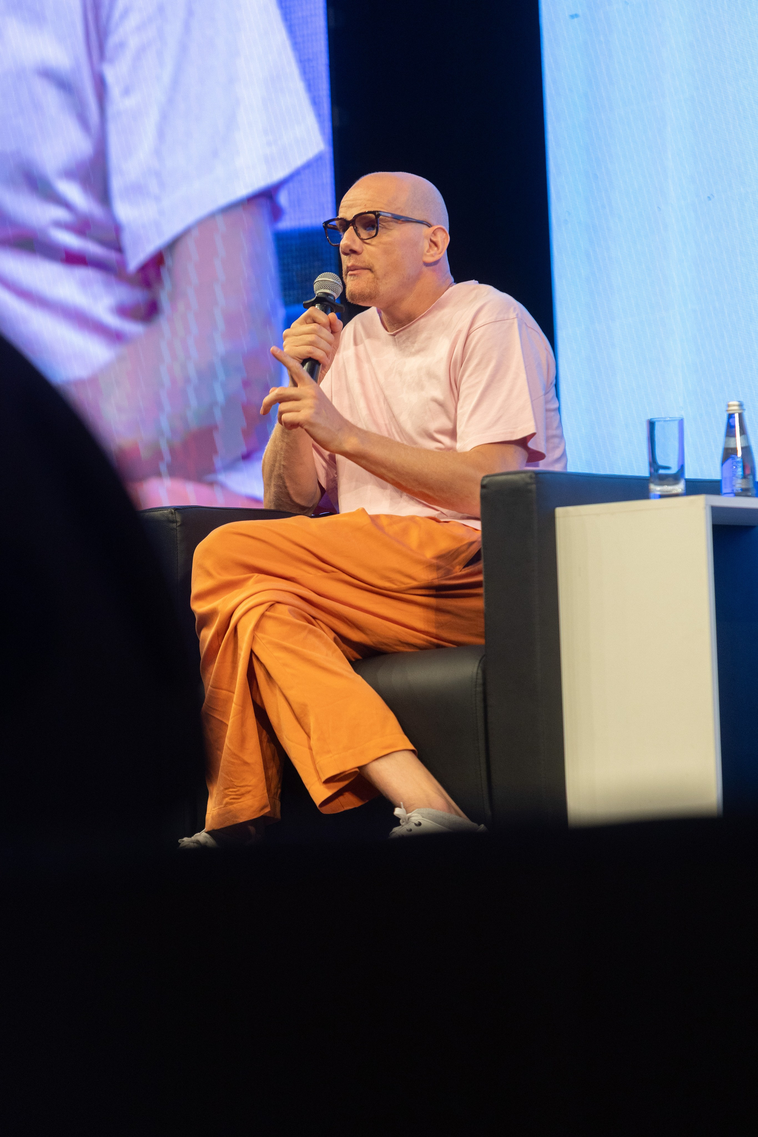 Юрий Колокольников. Фотограф для маркетплейсов Михаил Бове