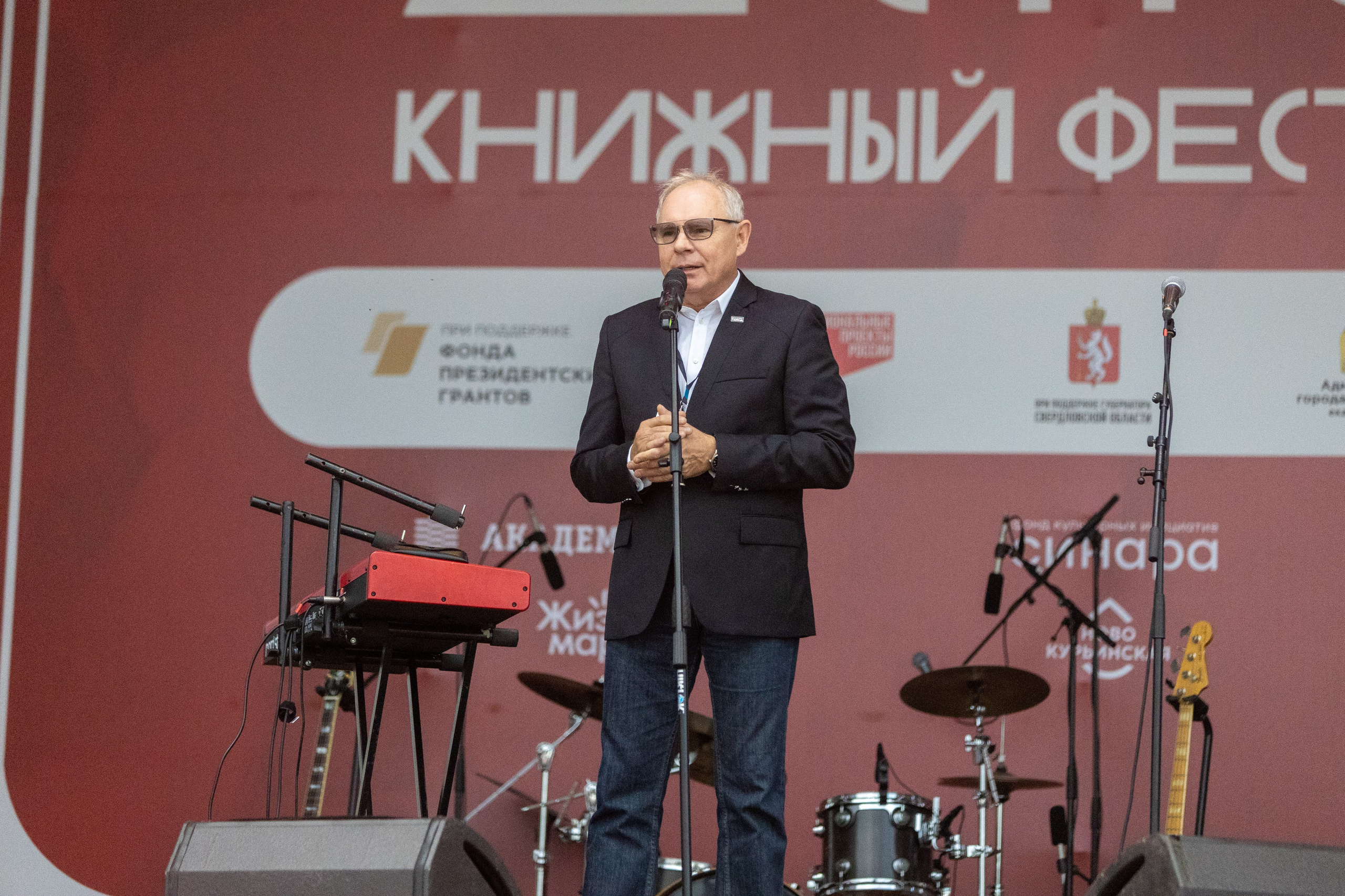Игорь Прокопенко. Фотограф для маркетплейсов Михаил Бове