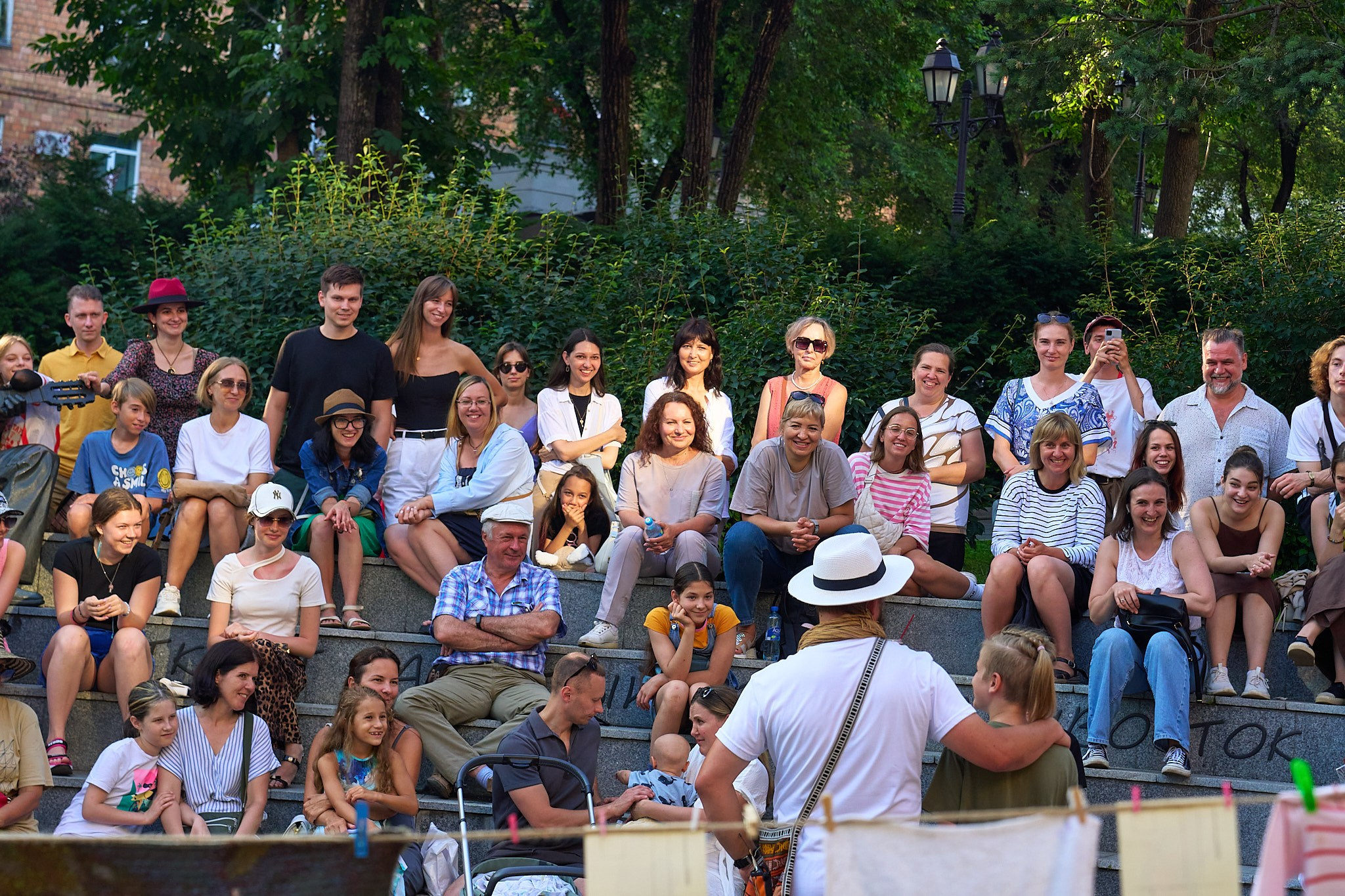 Уличный театр Владивосток. Профессиональный репортажный фотограф Инесса Иминова