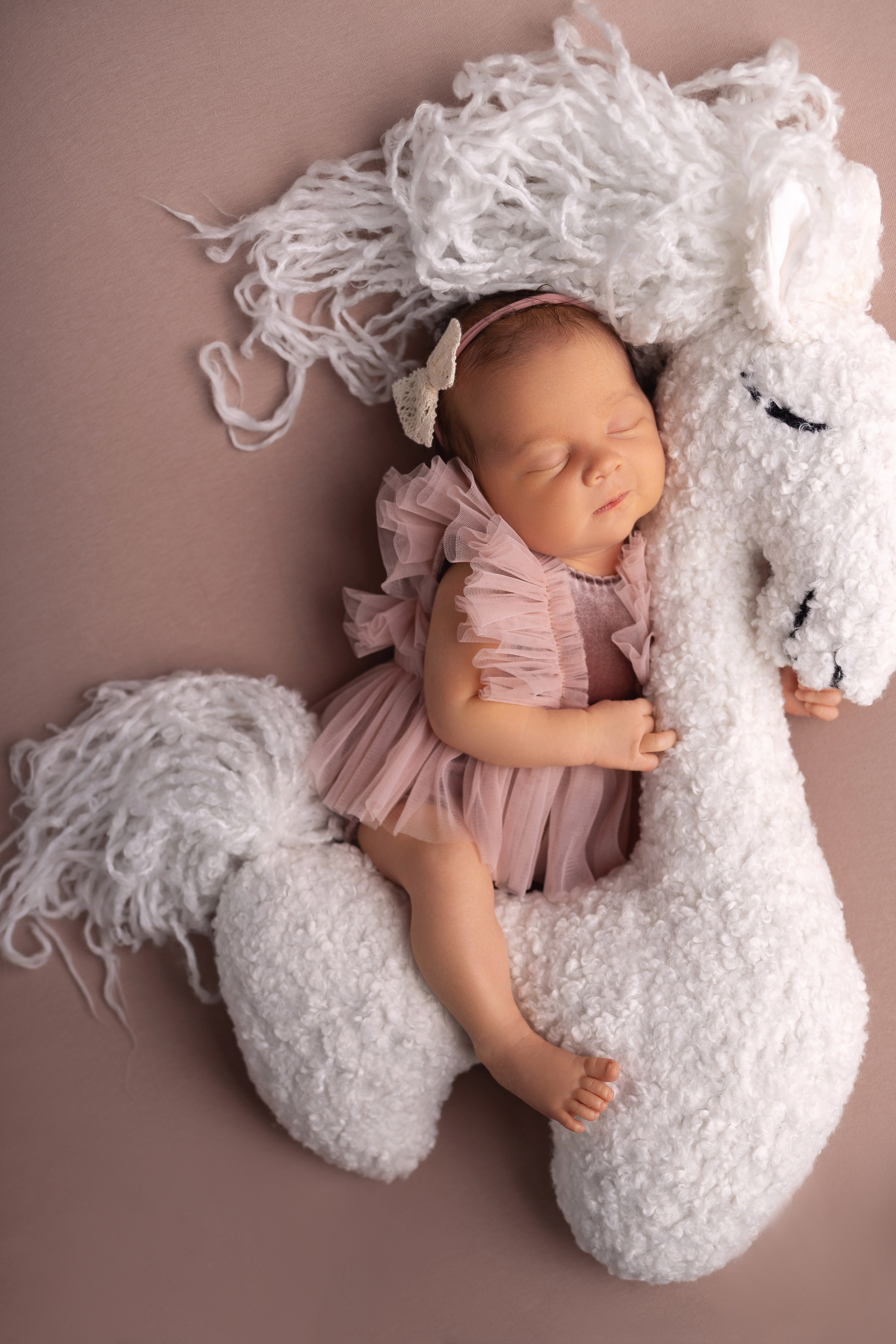 Классическая фотосессия малыша. Фотограф новорожденных малышей в Омске и Омской области Эльвира Камаева